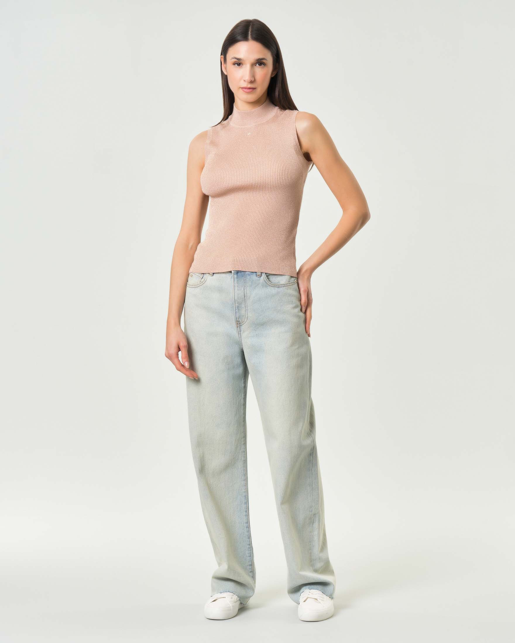 Top smanicato a costine Armani Exchange rame in misto viscosa con logo lettering sul petto image