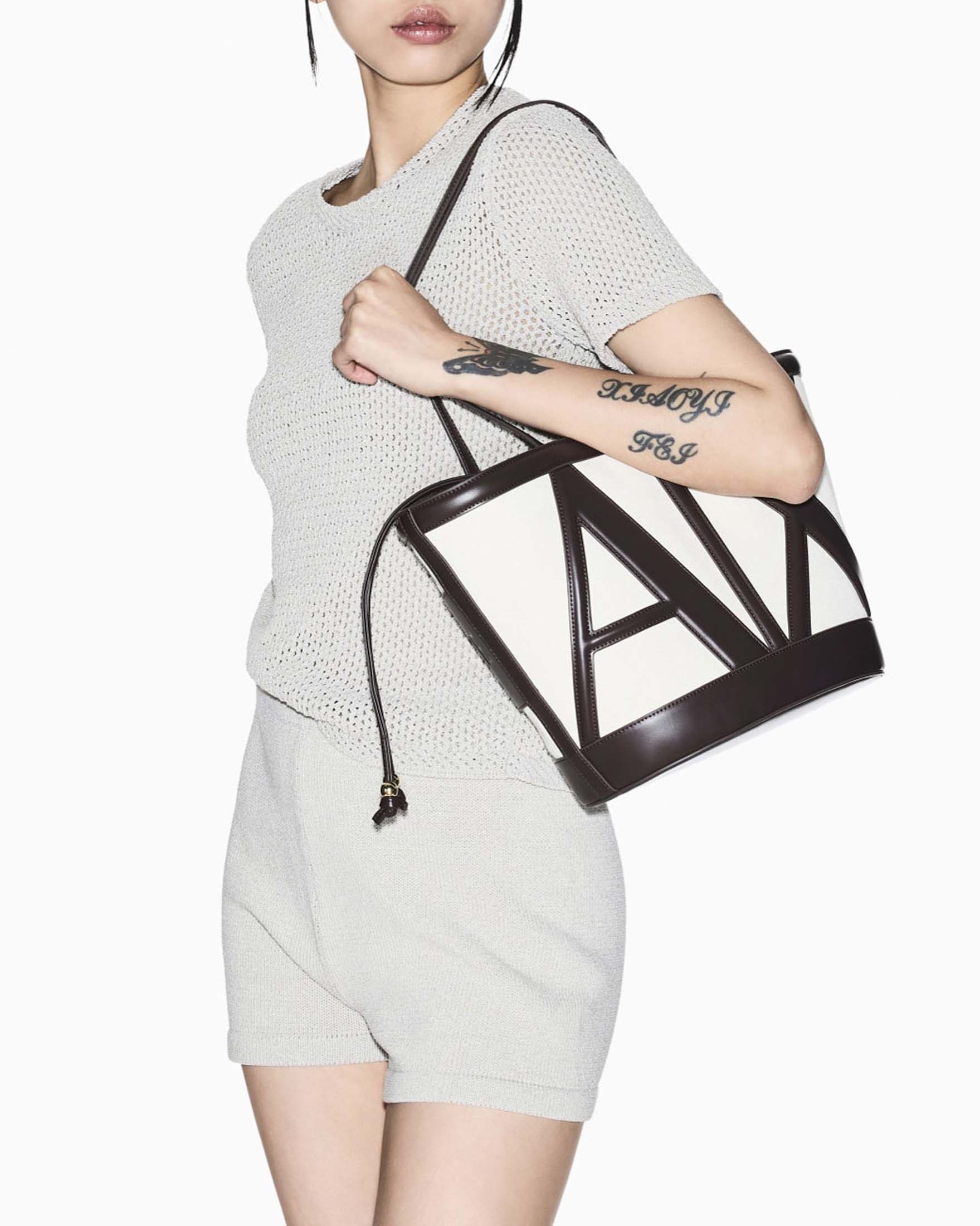 Maglia a maniche corte Armani Exchange beige in misto cotone lavorata a rete