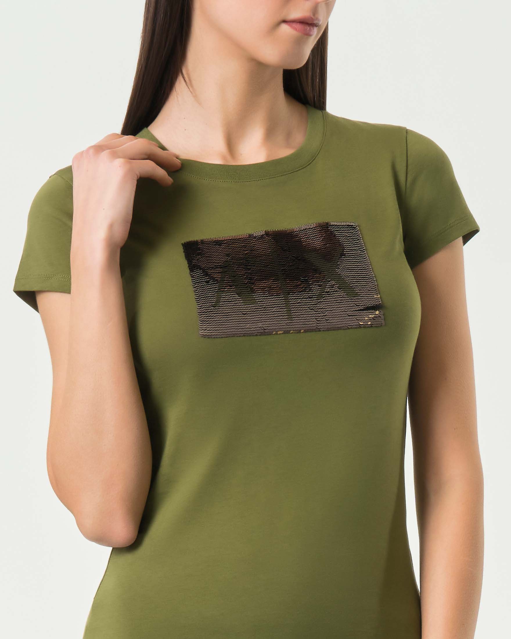 T-shirt a maniche corte Armani Exchange color militare in cotone con logo in paillettes image