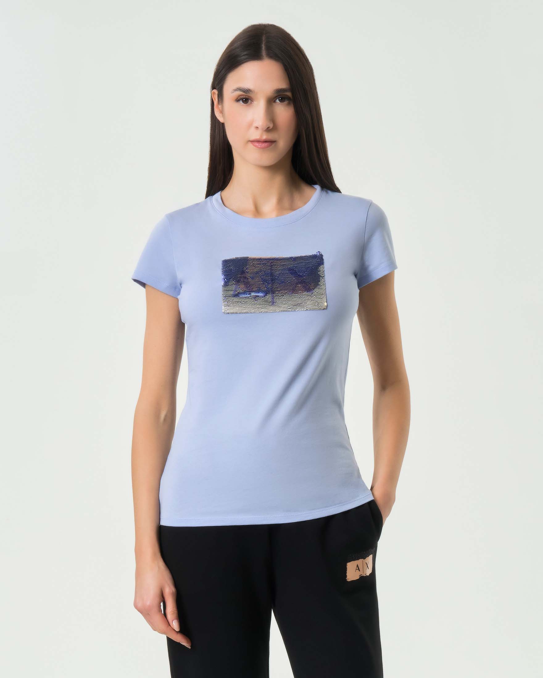 T-shirt a maniche corte Armani Exchange azzurra in cotone con logo in paillettes