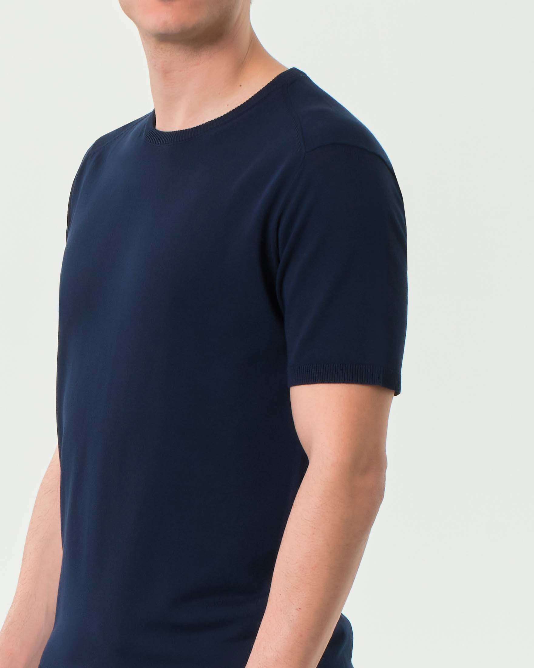 Maglioncino blu mezza manica Paul Baker leggero in crepe di viscosa stretch image
