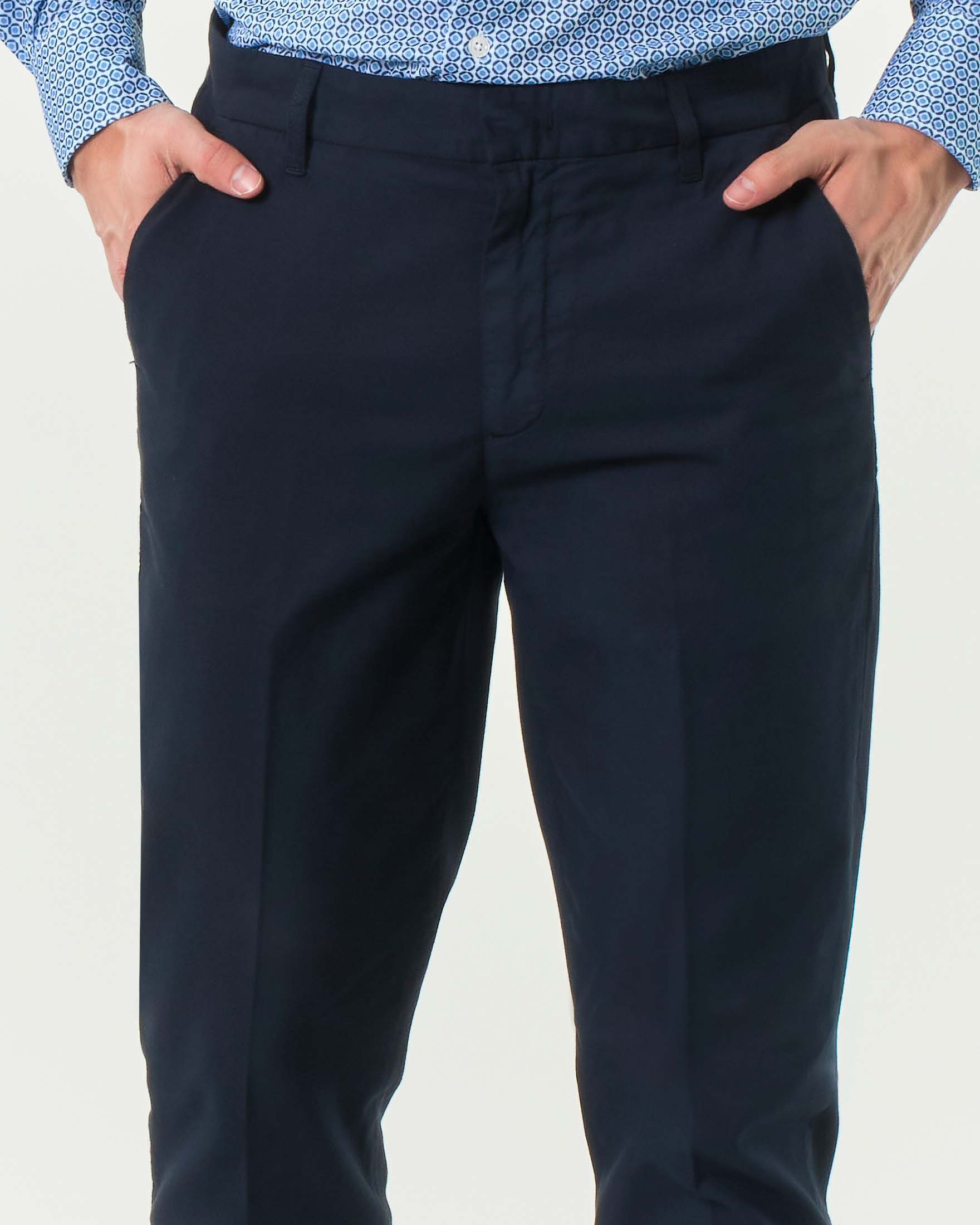 Pantalone chino Paul Baker blu in cotone stretch micro armatura image