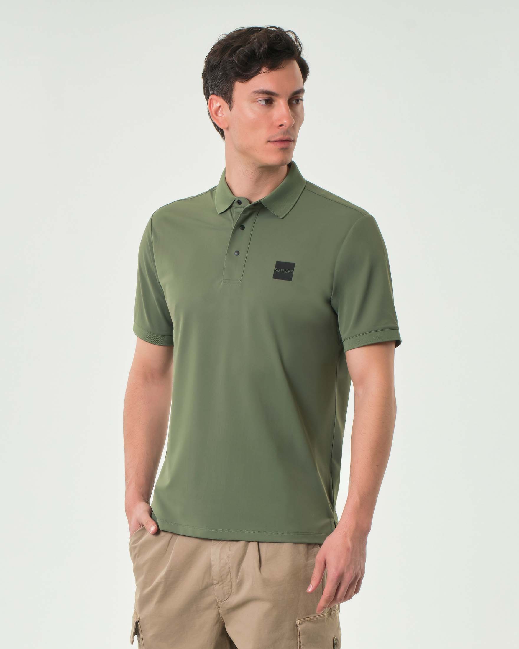 Polo Outhere verde militare in tessuto tecnico di micro piquè stretch