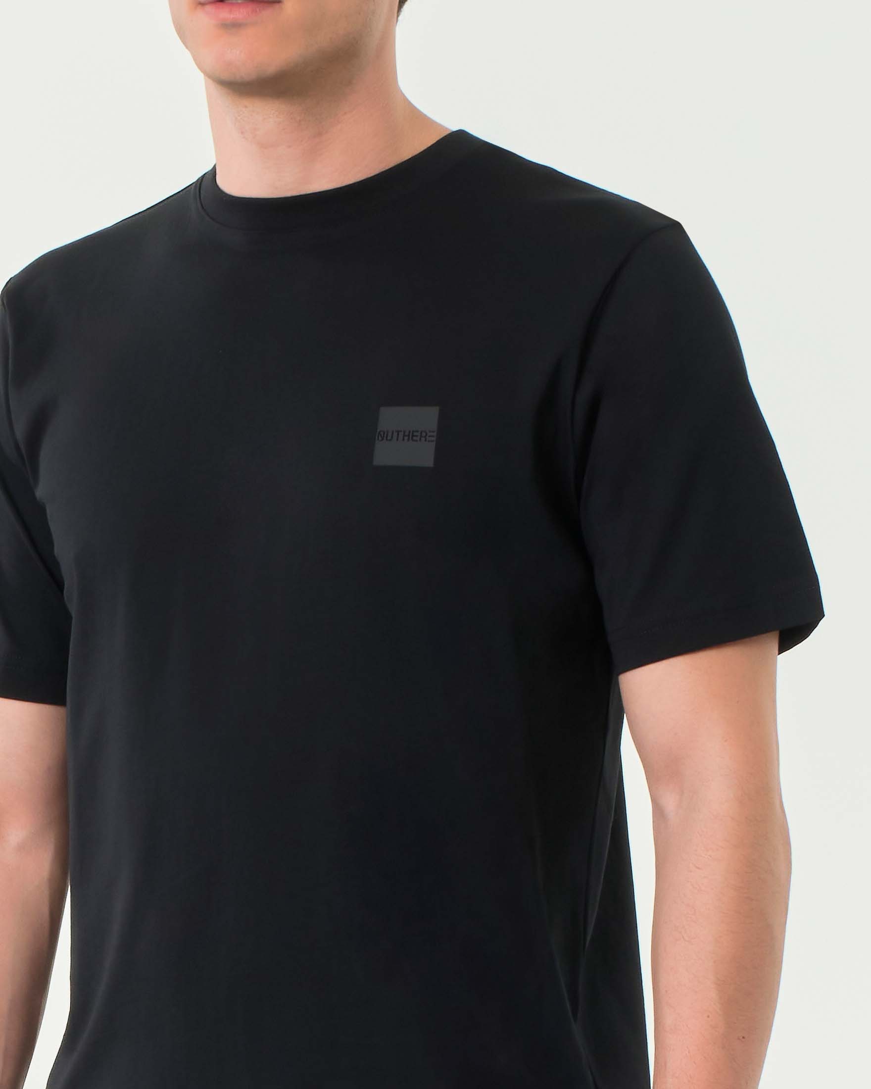 T-shirt nera mezza manica Outhere in puro cotone image