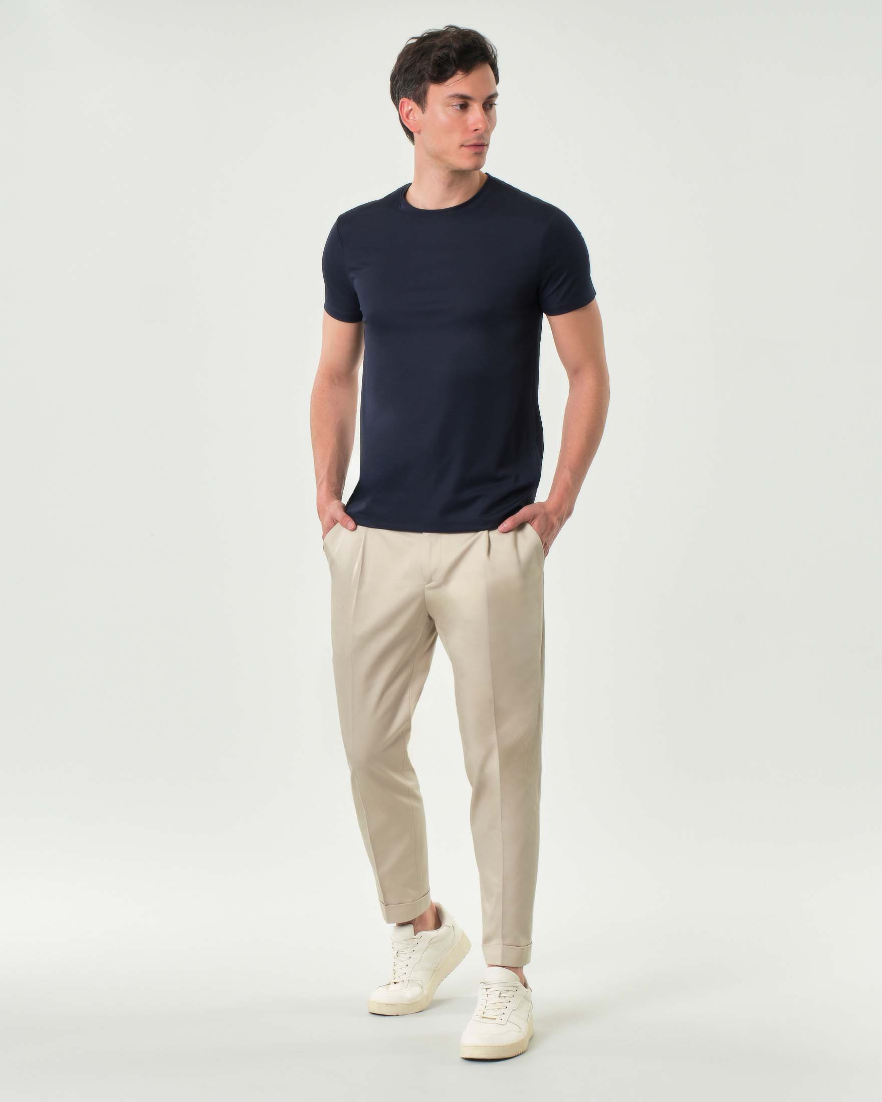 Pantaloni chino Rodolfo Pellizzari beige in gabardina tinto pezza stretch con pinces in vita