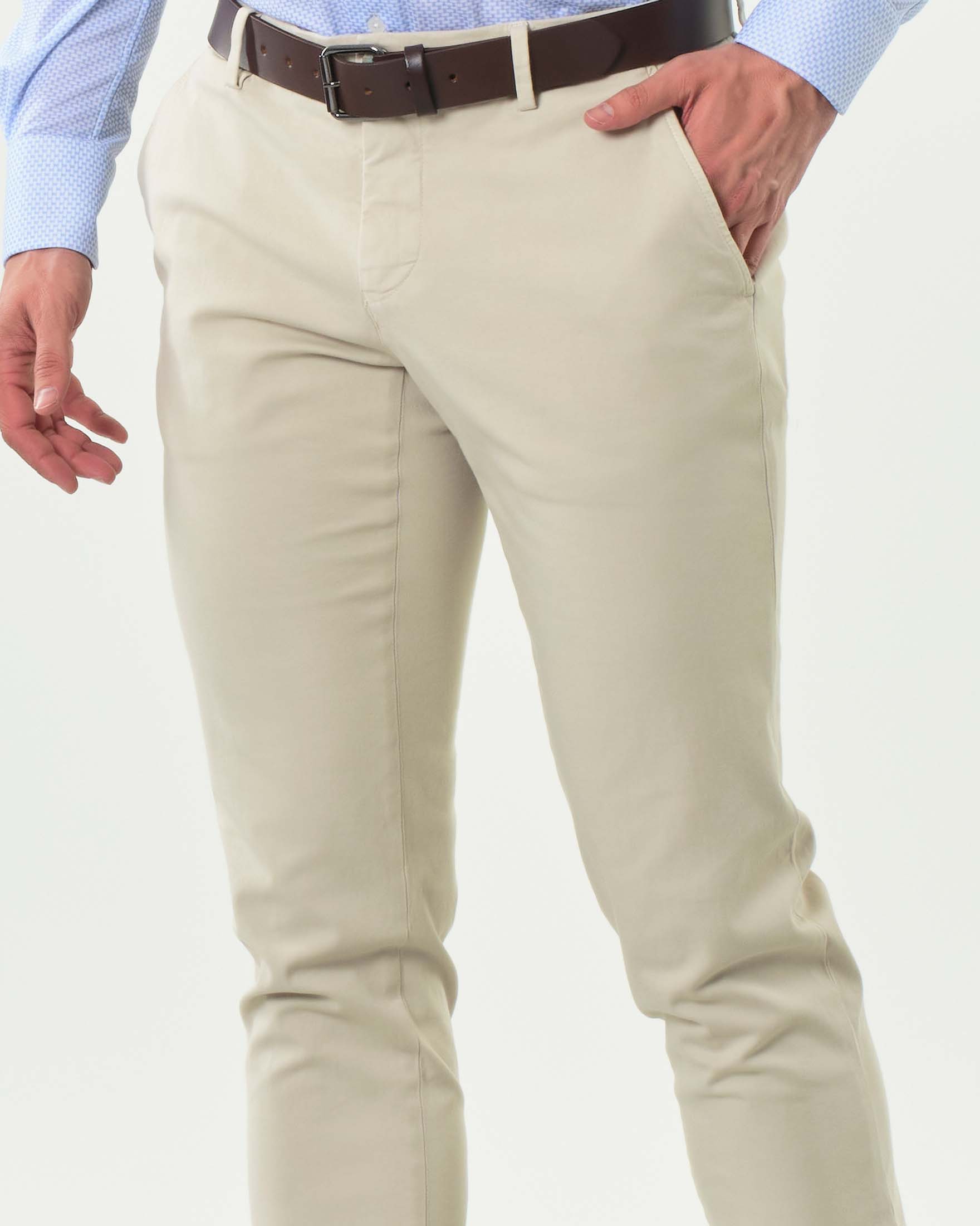 Pantalone chino Powell Levanto beige in gabardina di cotone stretch image