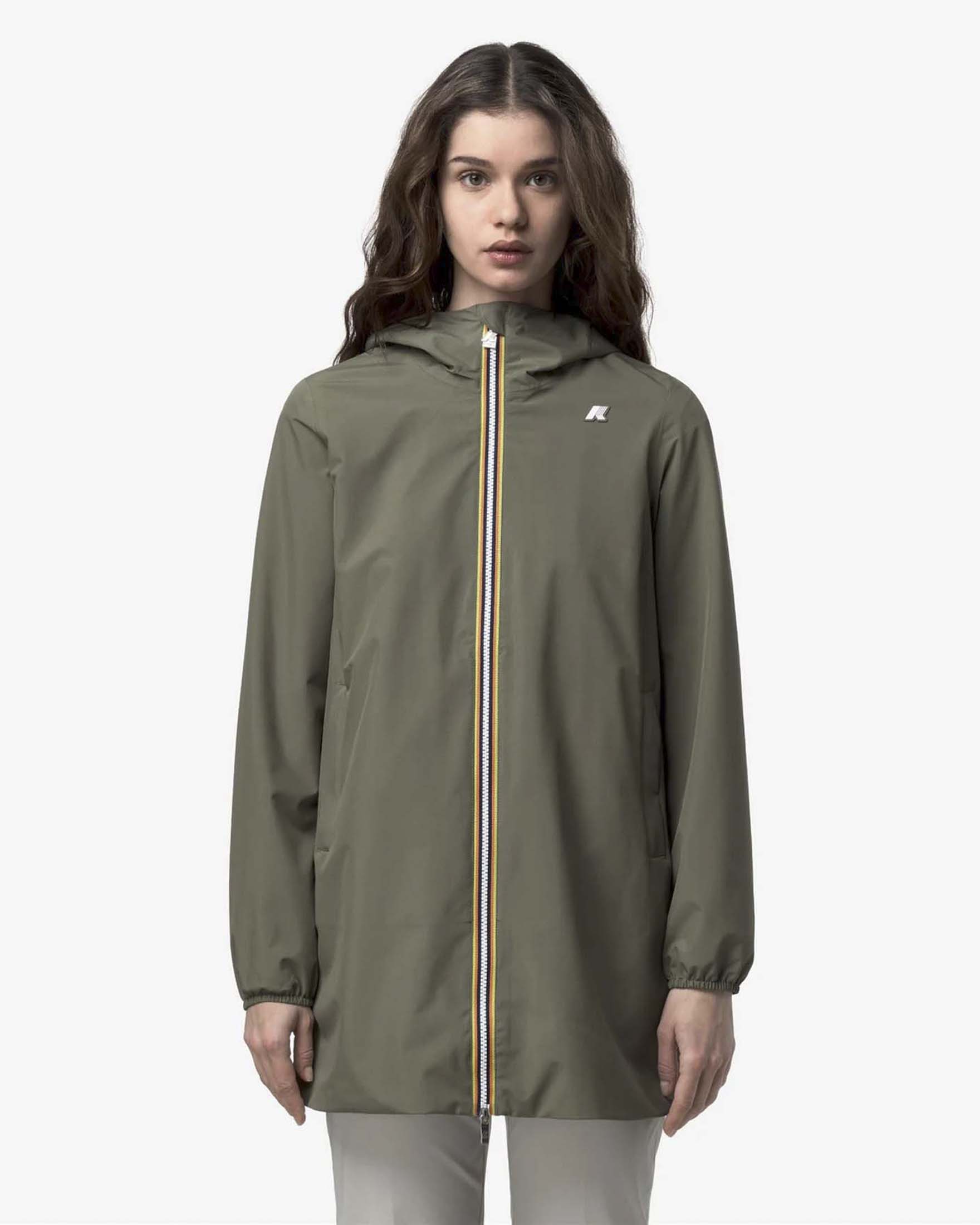Giacca midi impermeabile Sophie K-Way verde militare in tessuto stretch con fodera in cotone