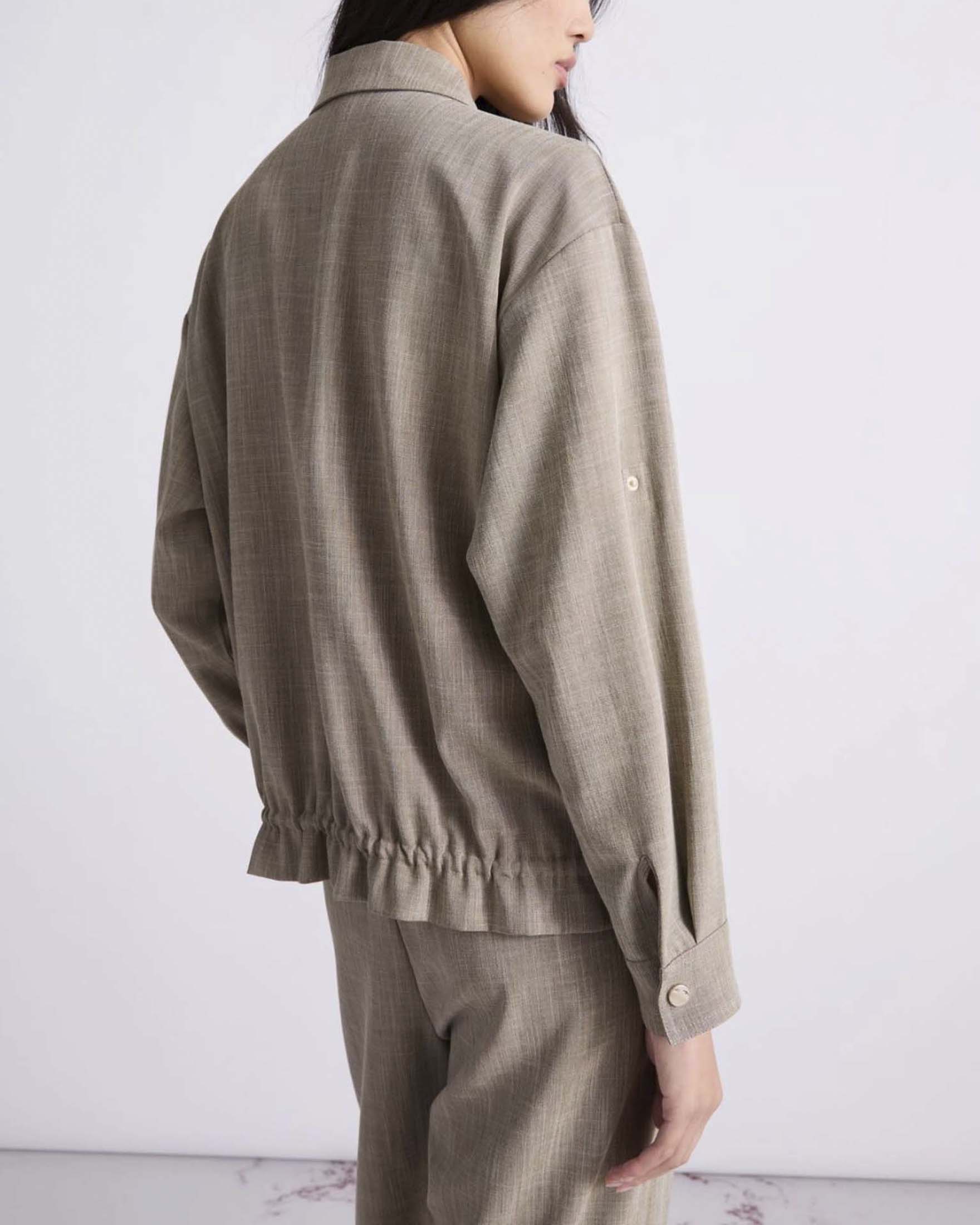 Giacca camicia sahariana Marella color khaki in misto viscosa con coulisse e tasche con patta
