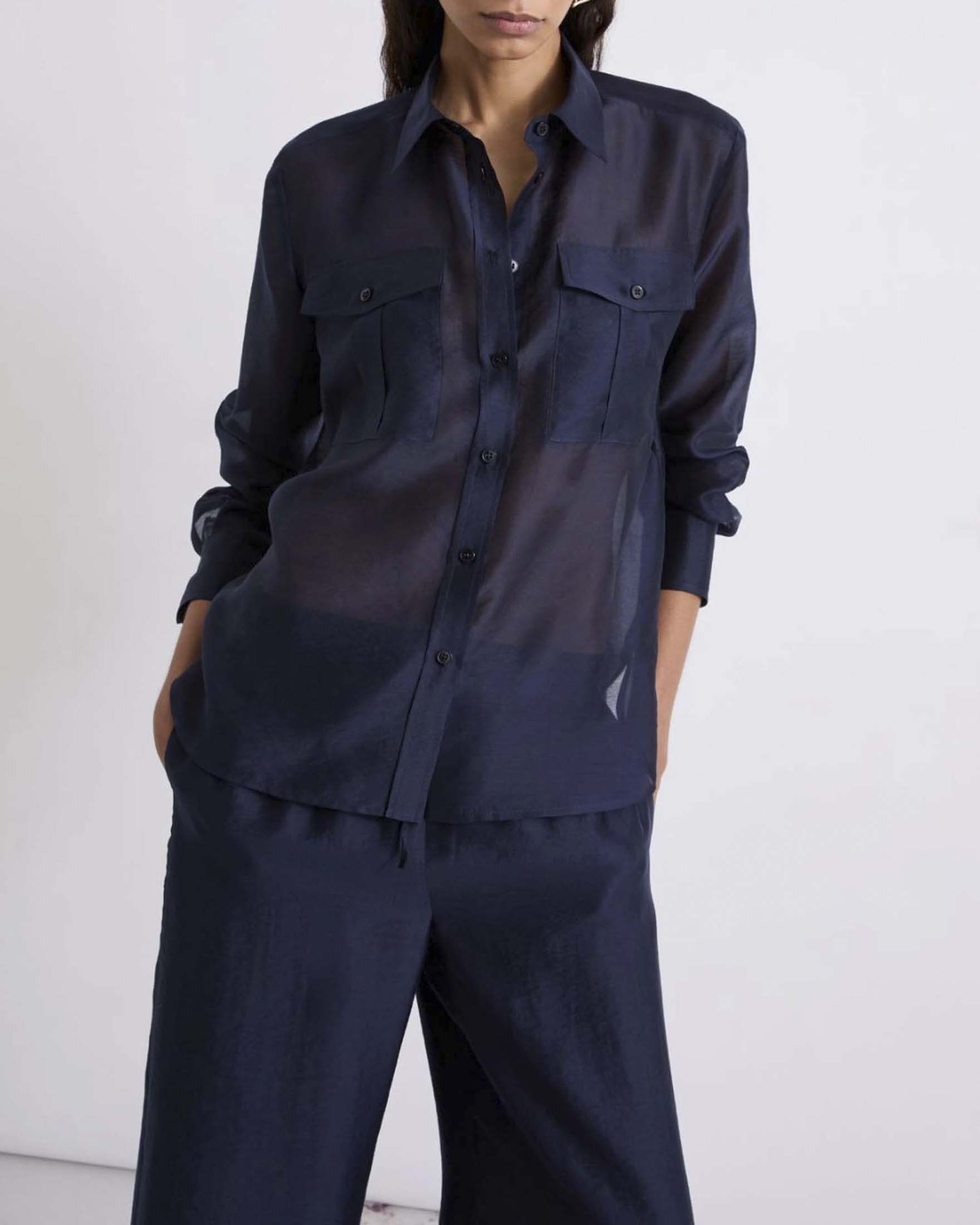 Camicia Marella blu in organza mista lyocell con tasche applicate image