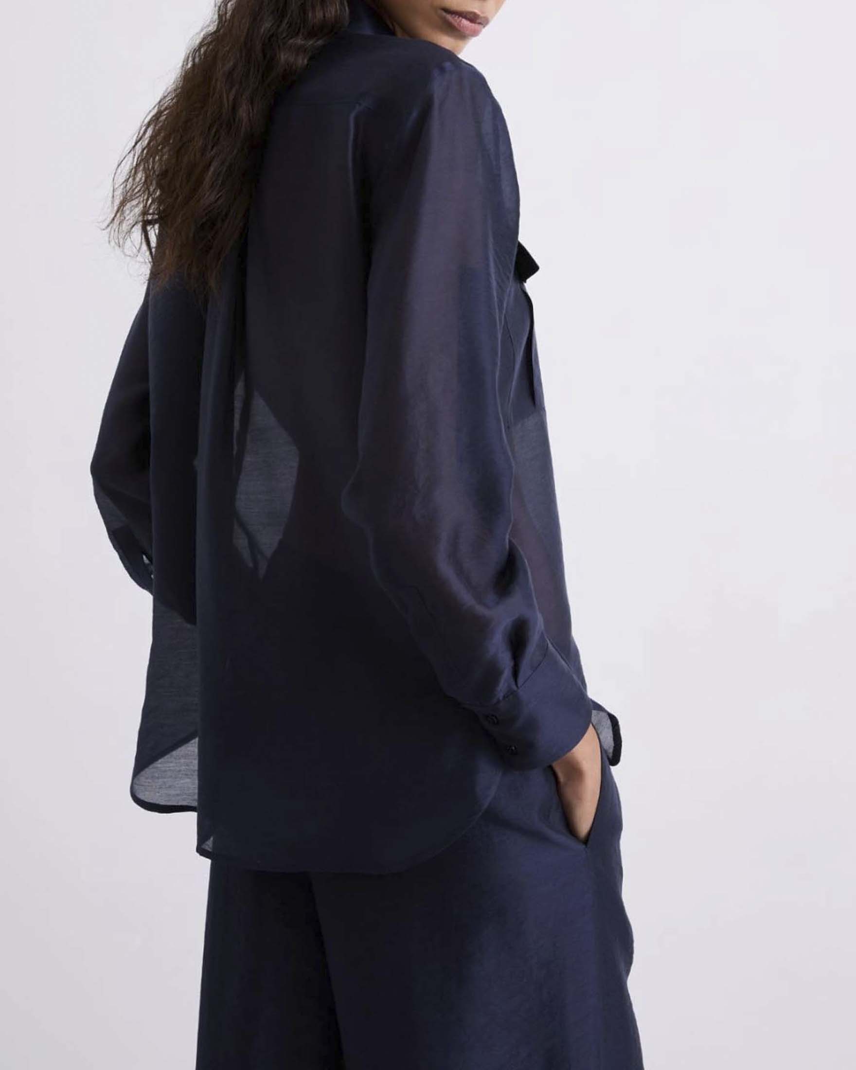Camicia Marella blu in organza mista lyocell con tasche applicate