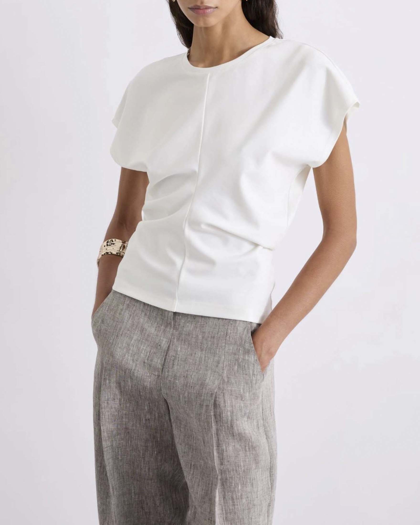 T-shirt in jersey punto Milano Marella bianca con maniche a kimono e drappeggio