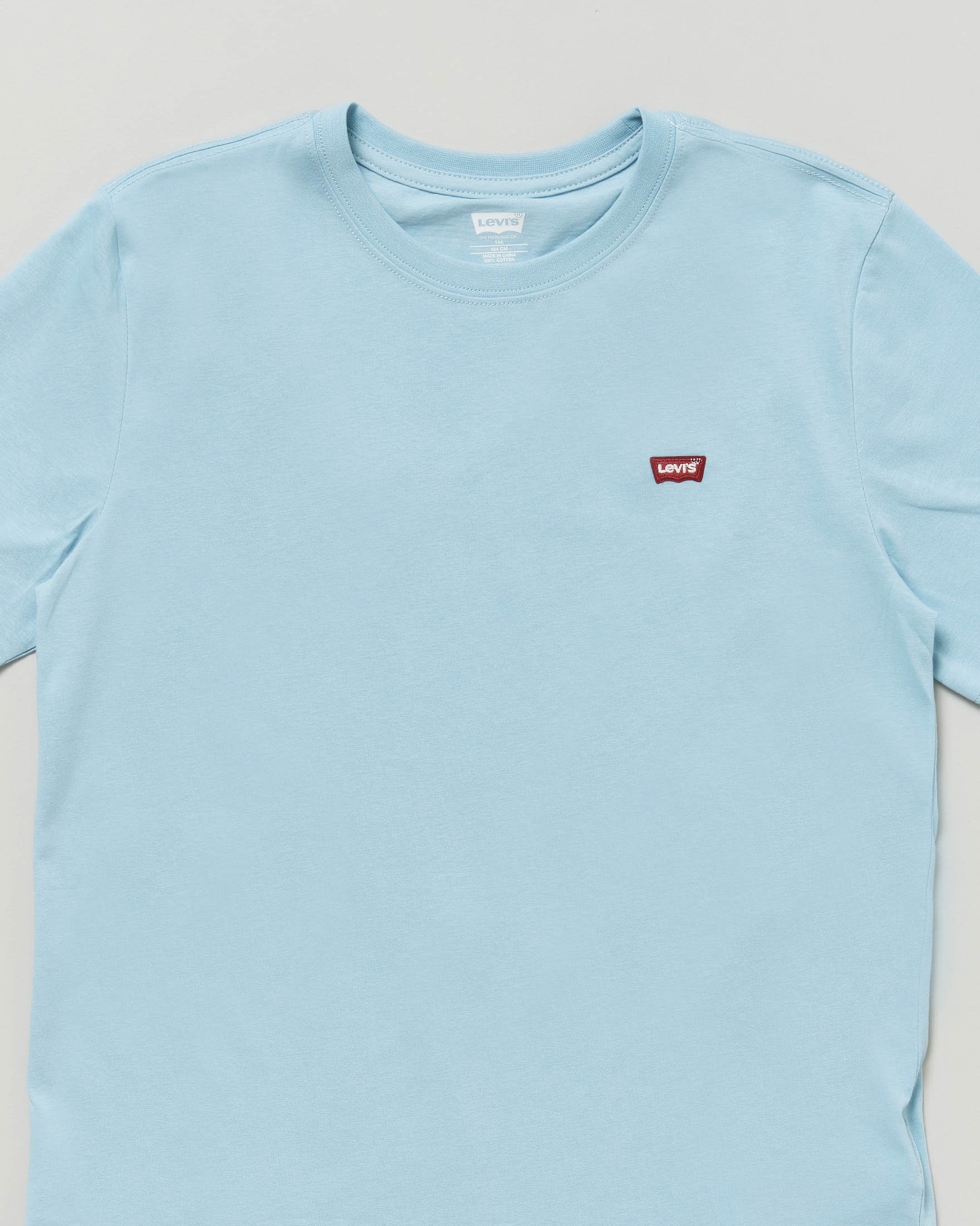 T-shirt Levi's celeste mezza manica con mini logo batwing rosso image