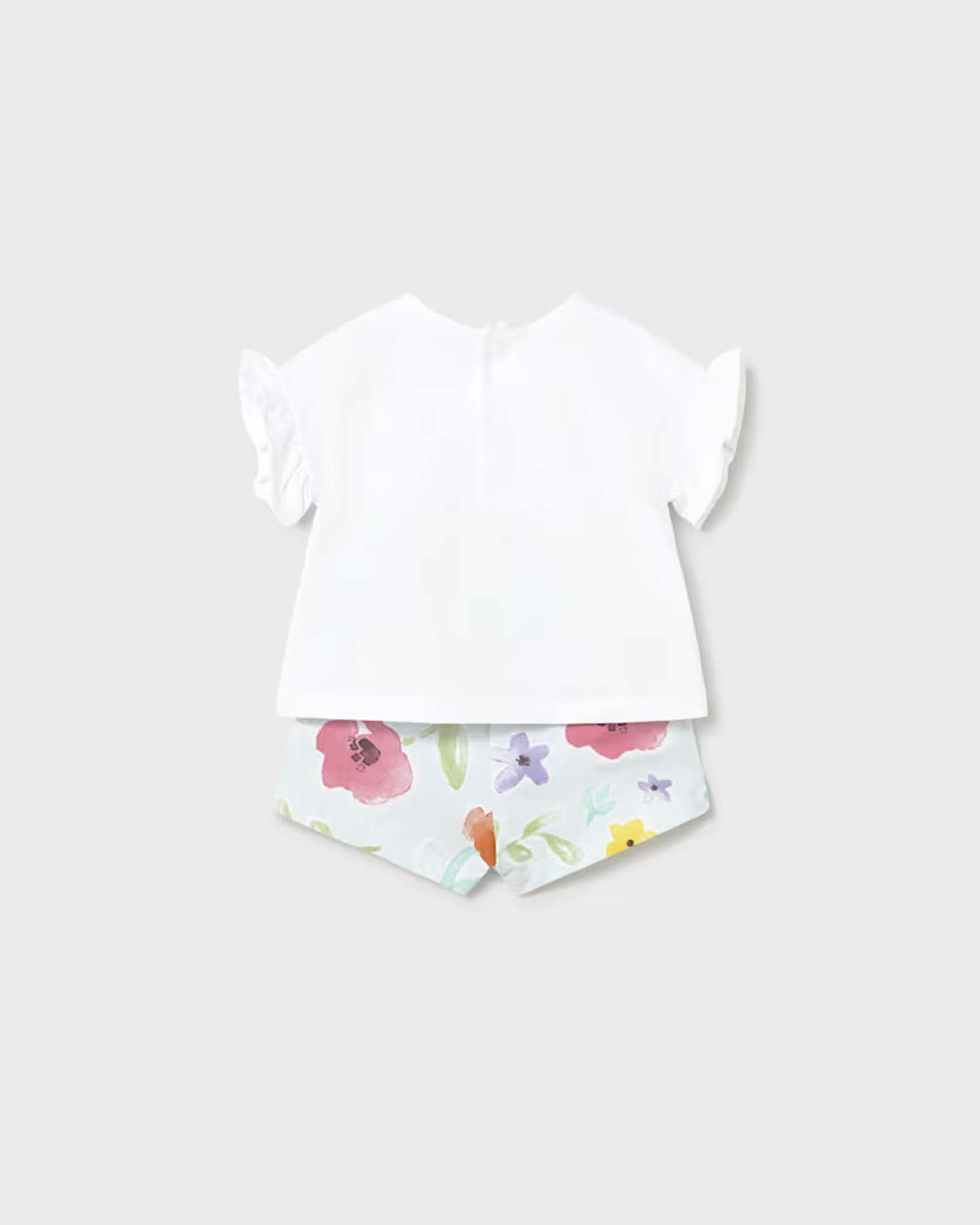 Completo Mayoral t-shirt bianca a maniche corte con short verde acqua con fiori multicolor