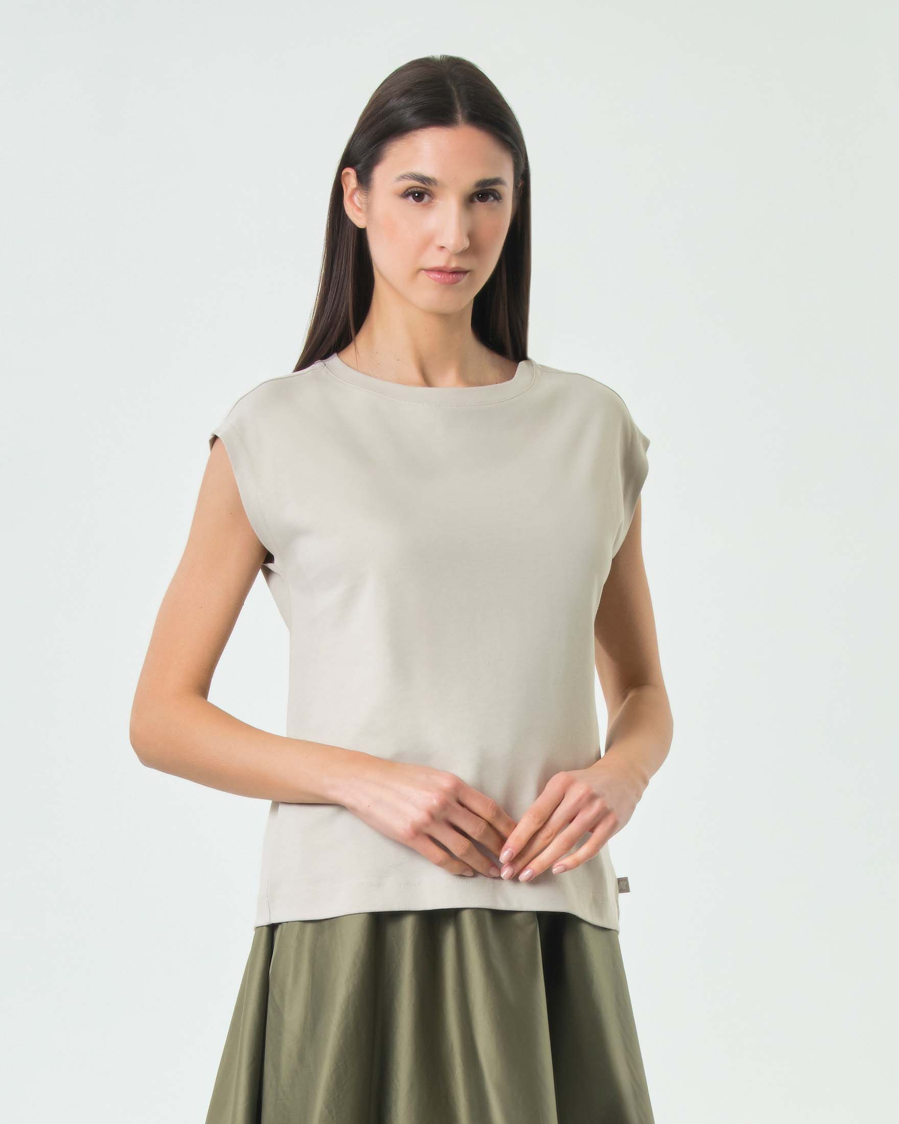 T-shirt Isobelle beige in jersey di cotone con scollo a barchetta e maniche ad aletta