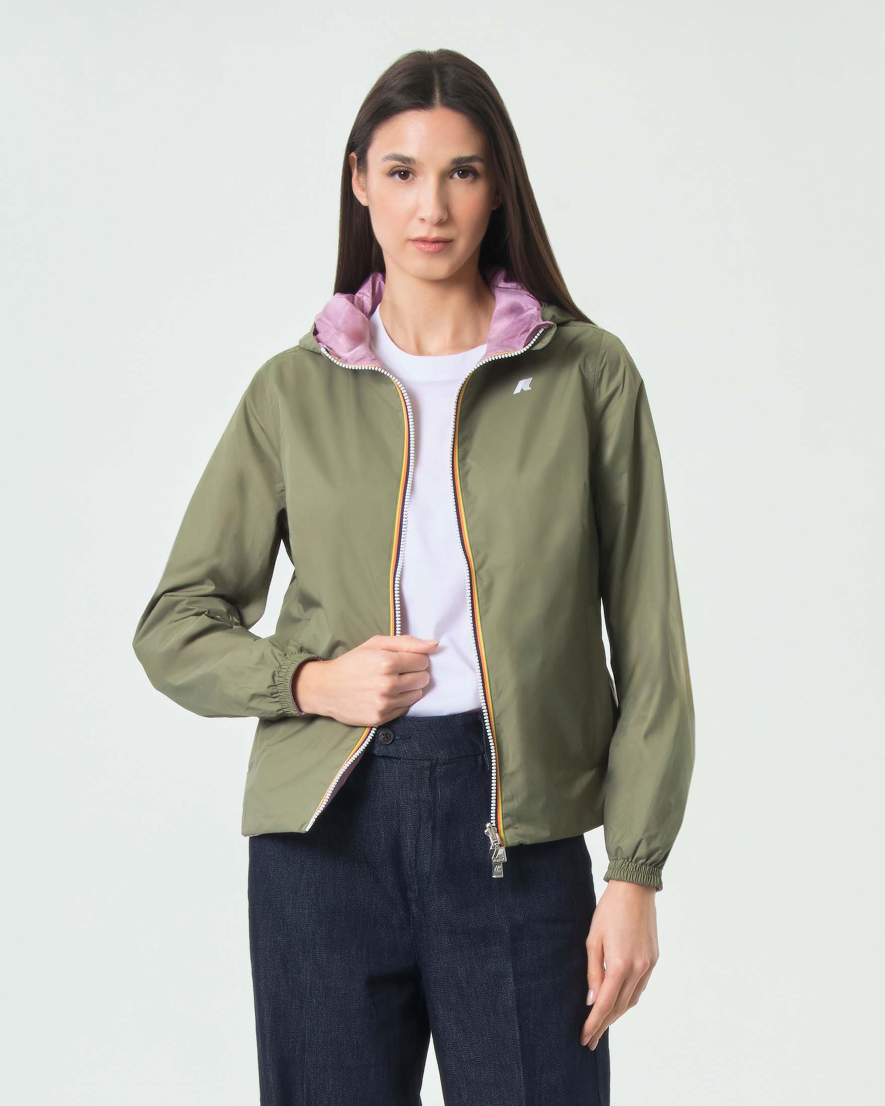 Giacca corta impermeabile K-Way Lil Double militare e rosa con cappuccio e chiusura zip frontale