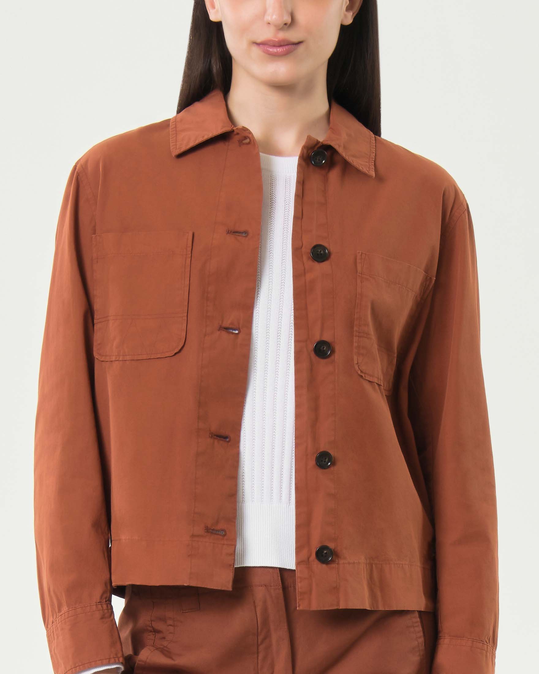 Giacca corta a camicia Woolrich coccio in popeline di puro cotone con tasche a toppa image