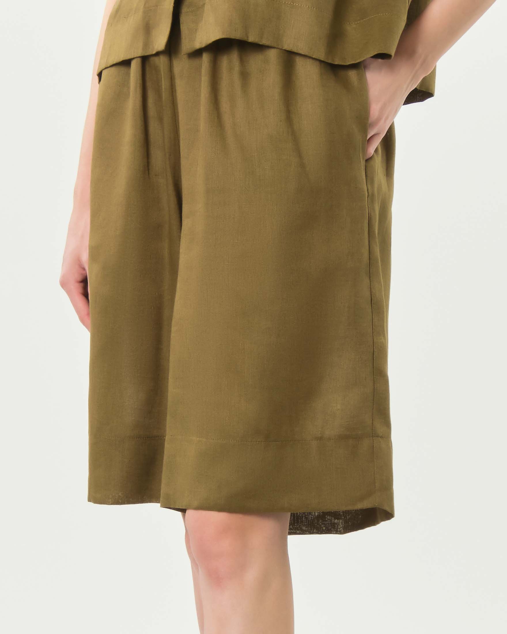 Bermuda Greek Archaic Kori verdi militare in puro lino con coulisse e tasche laterali image