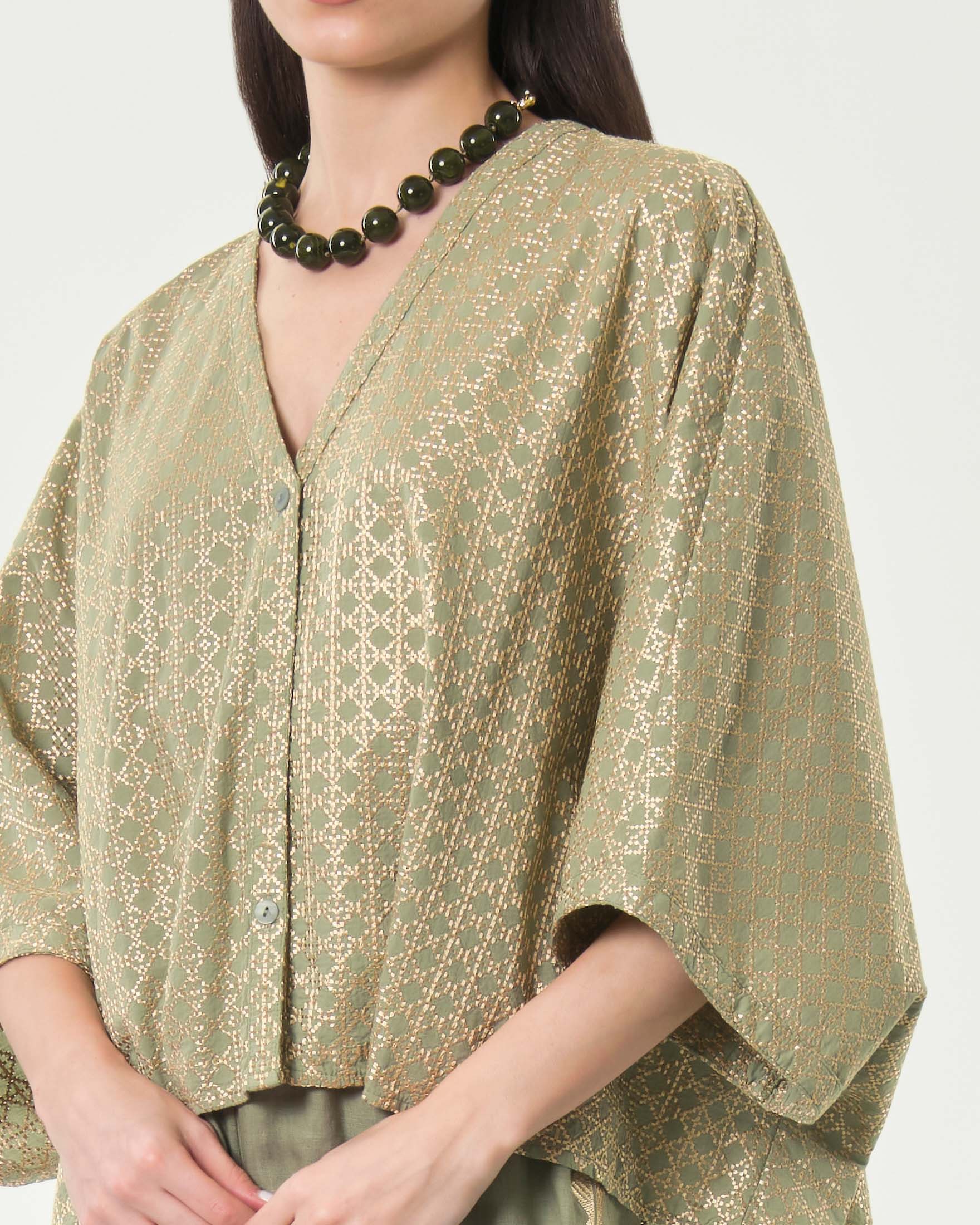 Giacca corta Greek Archaic Kori militare in jacquard di cotone con filo dorato e maniche a pipistrello image