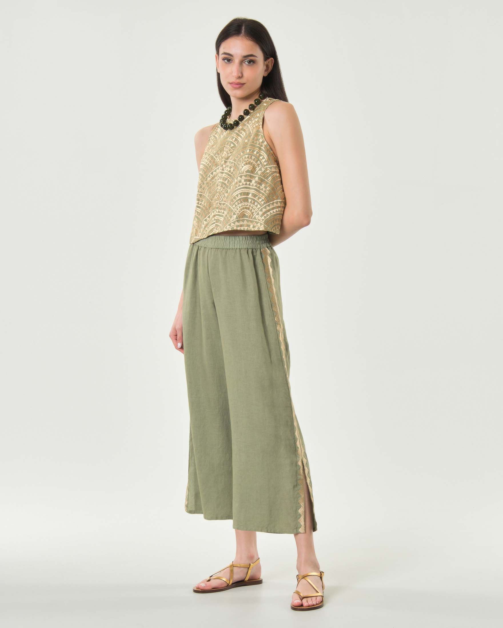 Pantaloni cropped Greek Archaic Kori militari in puro lino con riga dorata e spacchetti laterali