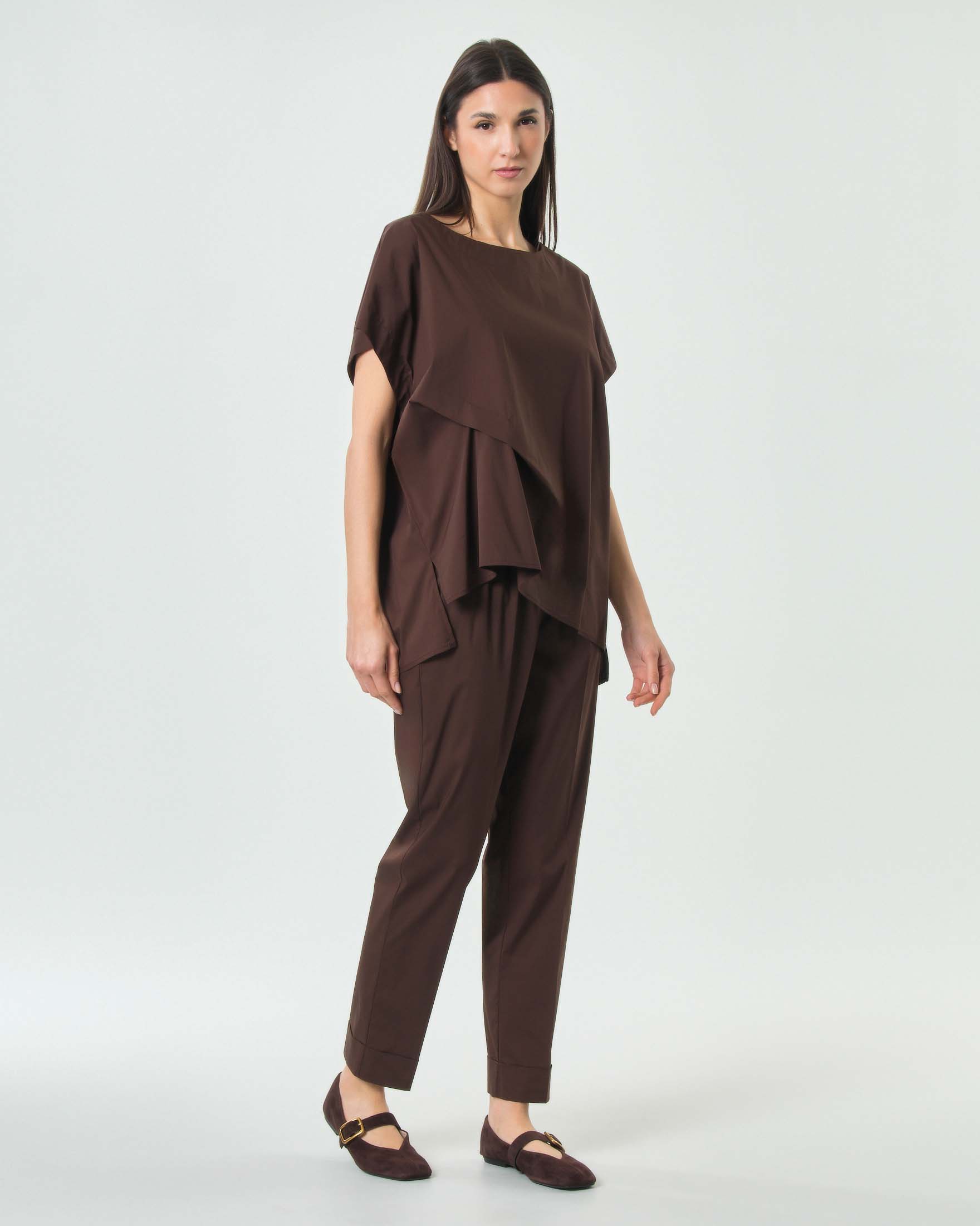 Blusa color moro Jurerê in popeline di cotone con maniche ad aletta image