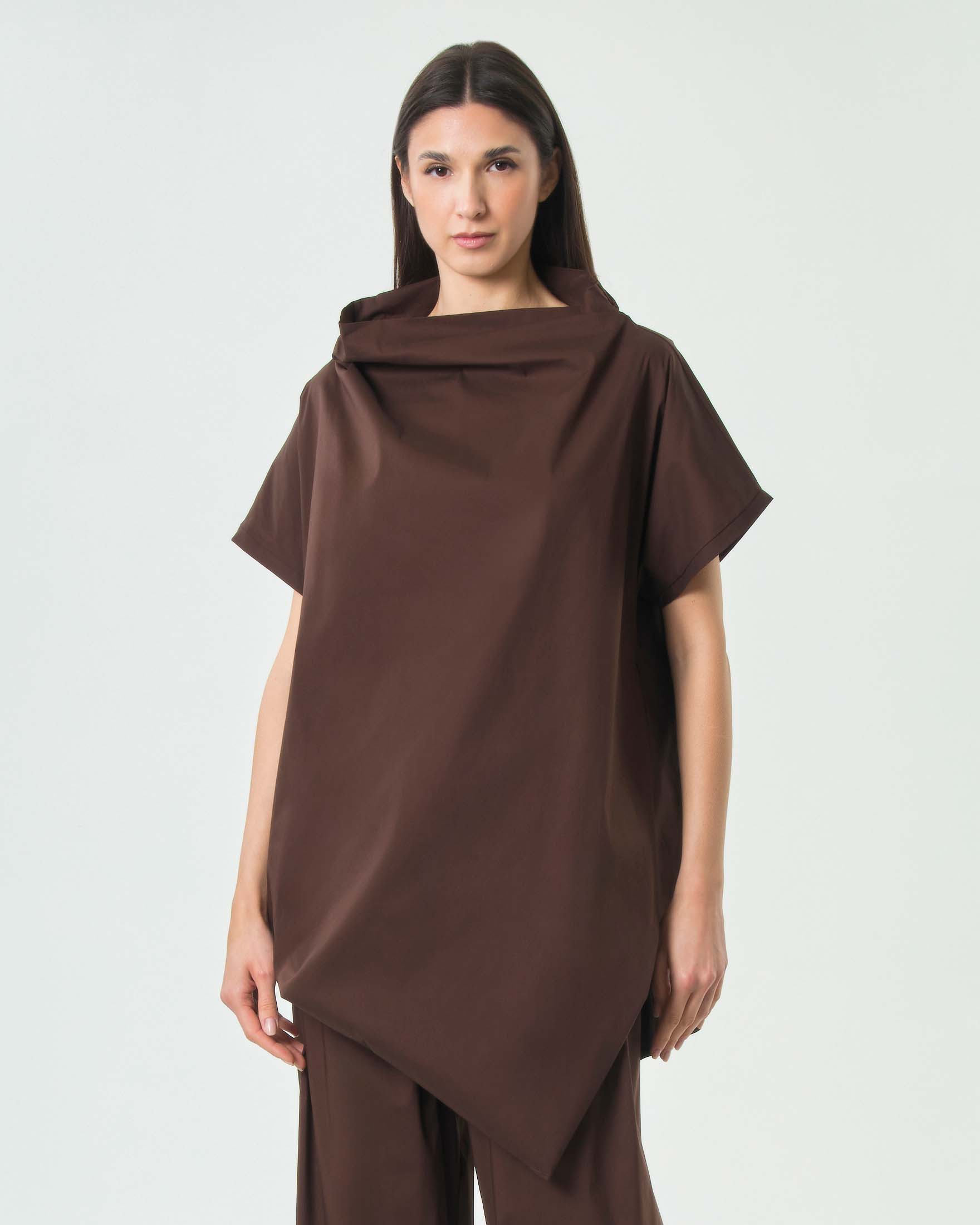 Blusa color moro Jurerê in popeline di cotone con maniche ad aletta e collo a cratere