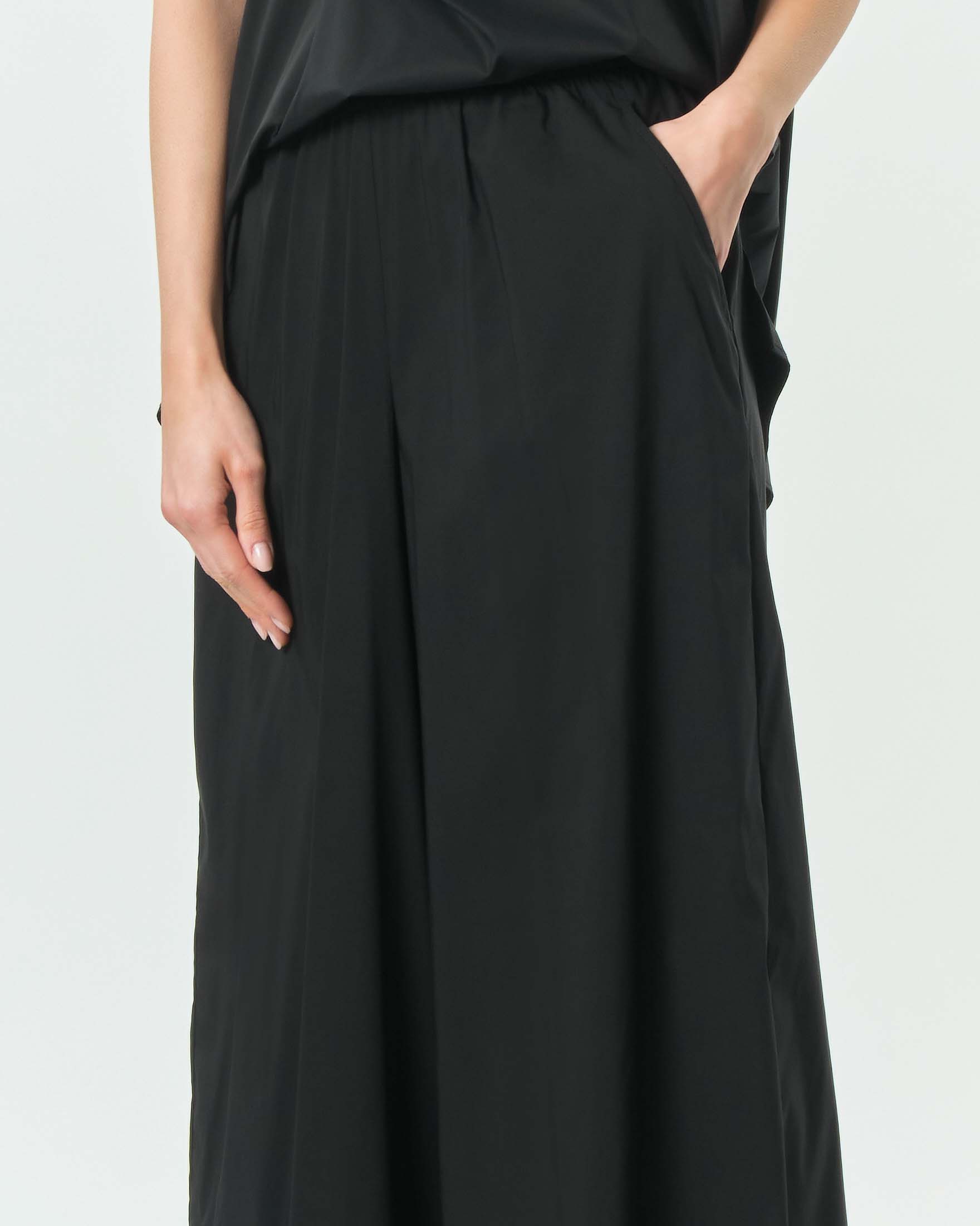 Pantaloni super wide neri Jurerê in popeline di cotone con elastico in vita image
