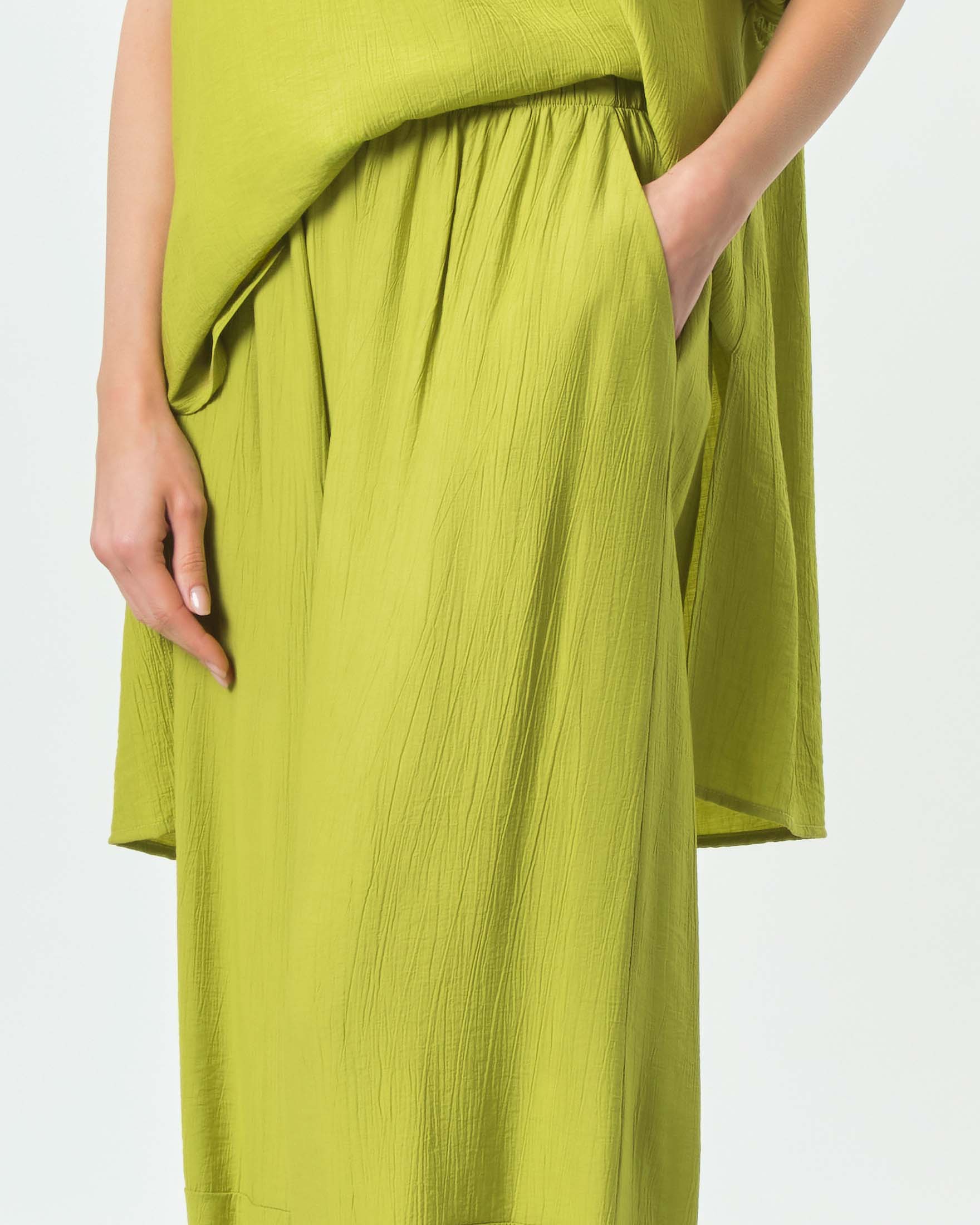 Pantaloni baloon Jurerê color verde acido in morbida viscosa con elastico in vita image