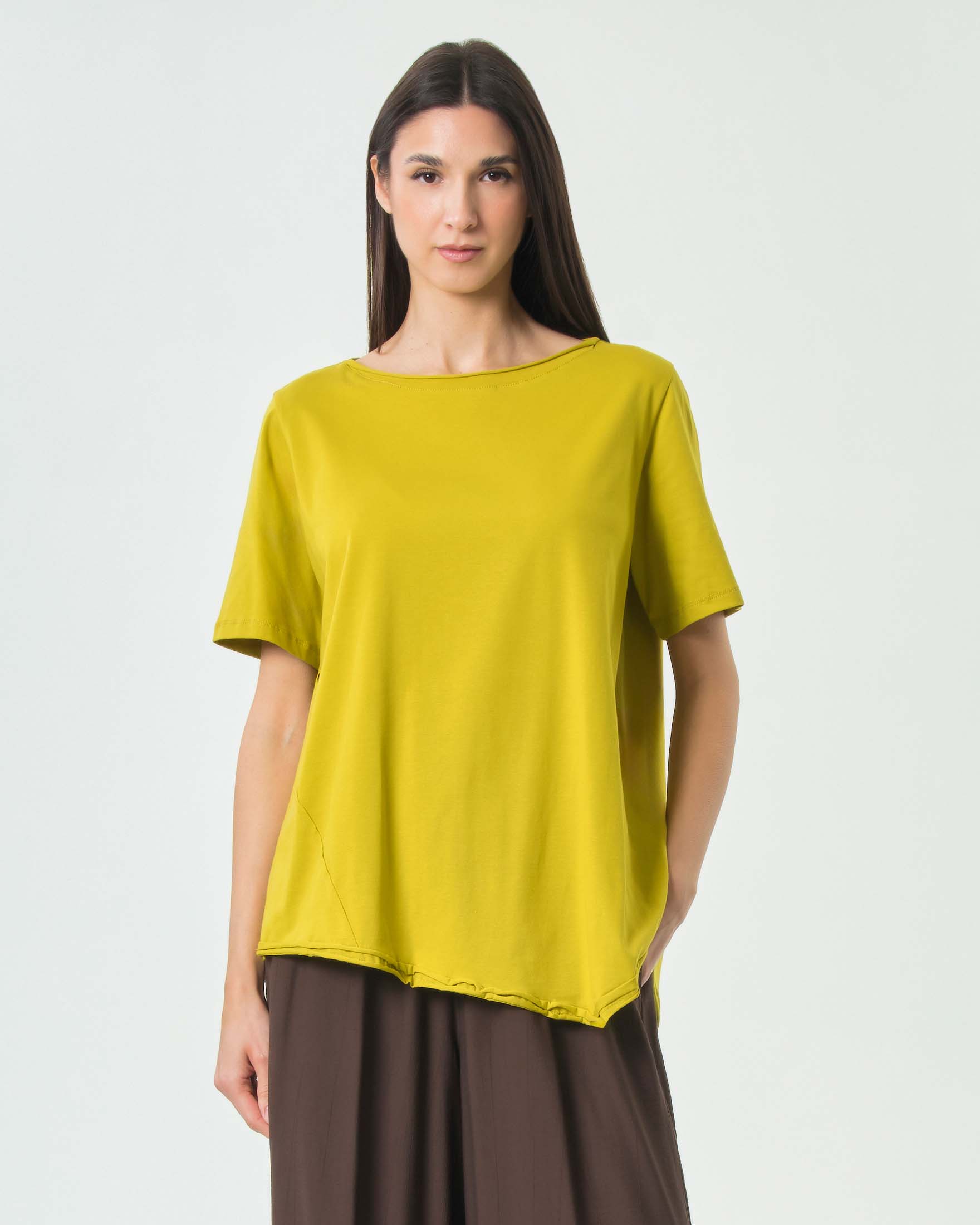 Top color lime Jurerê in cotone stretch a maniche corte con fondo a punta