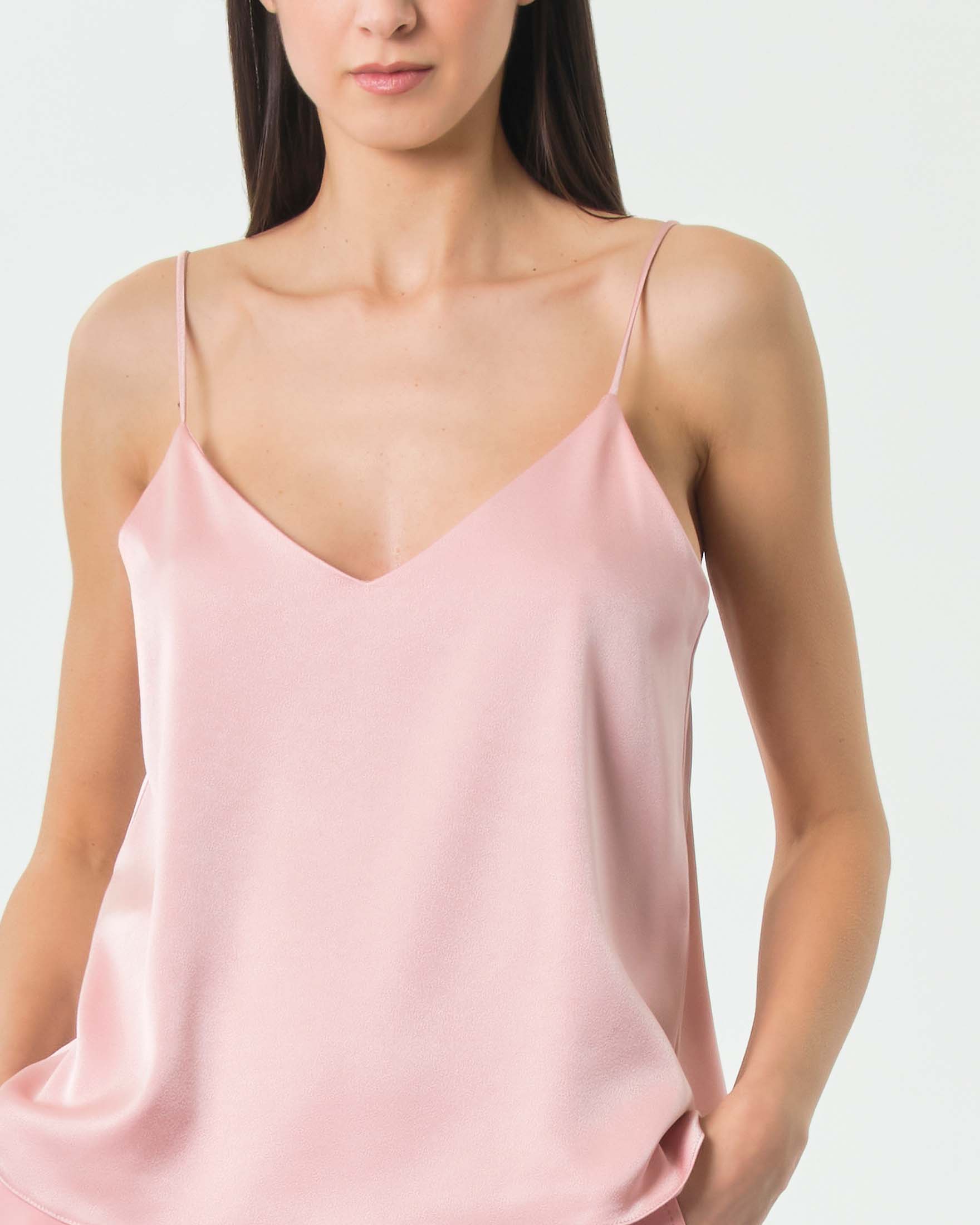 Top Marella rosa in satin con spalline sottili e scollo a V image