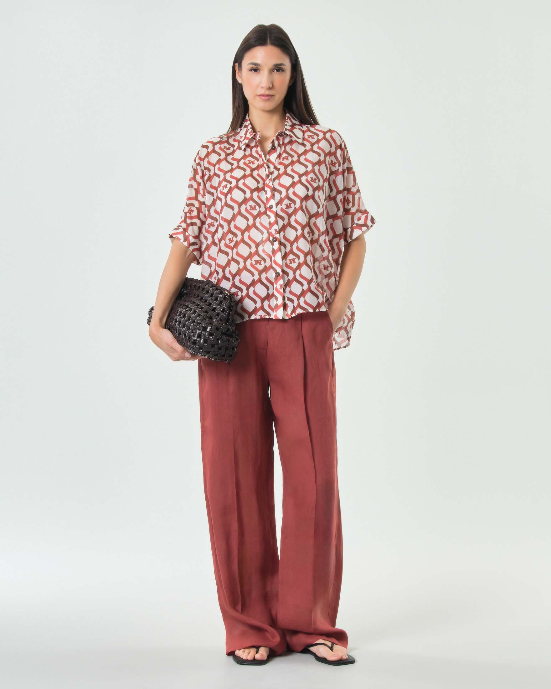 Pantaloni dritti Marella Sport color coccio in puro lino dalla linea sartoriale