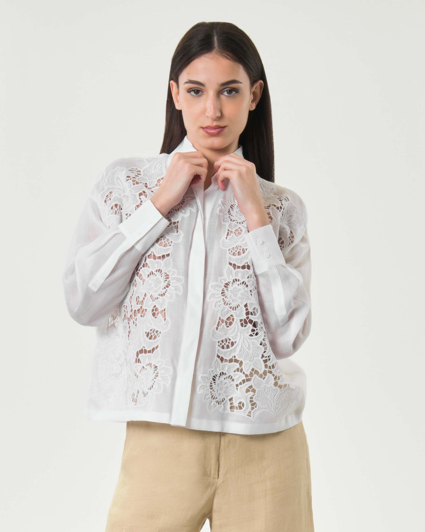 Camicia boxy bianca Max Mara Studio in tela ramié con ricamo
