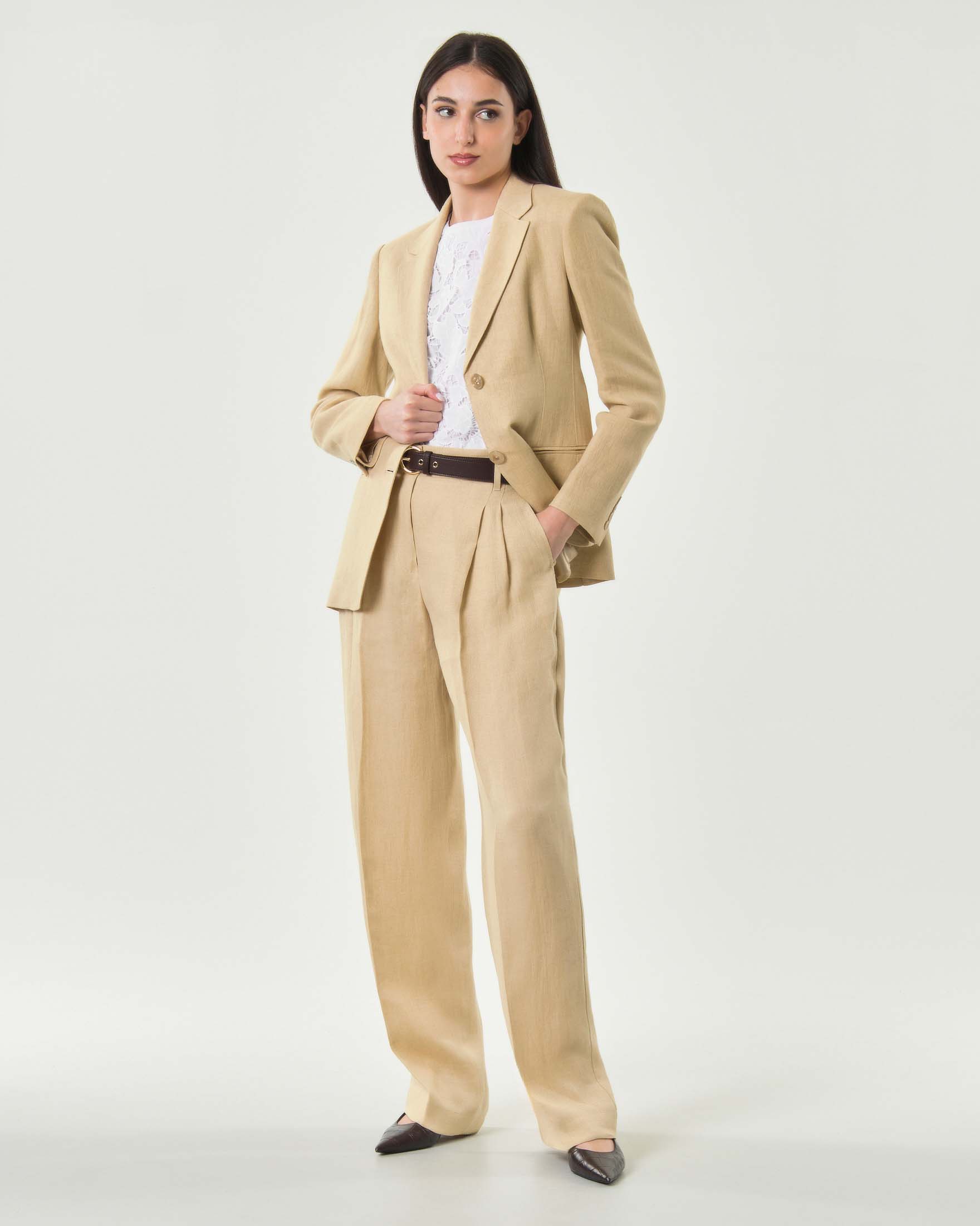 Top smanicato Max Mara Elegante bianco con pizzo e apertura a goccia sul retro