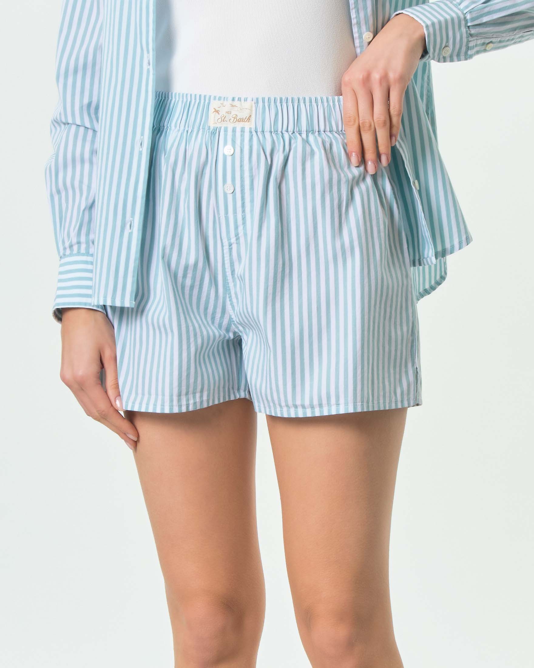 Shorts Boxy MC2 Saint Barth salvia a righe bianche in cotone con vita elasticizzata e tasche image