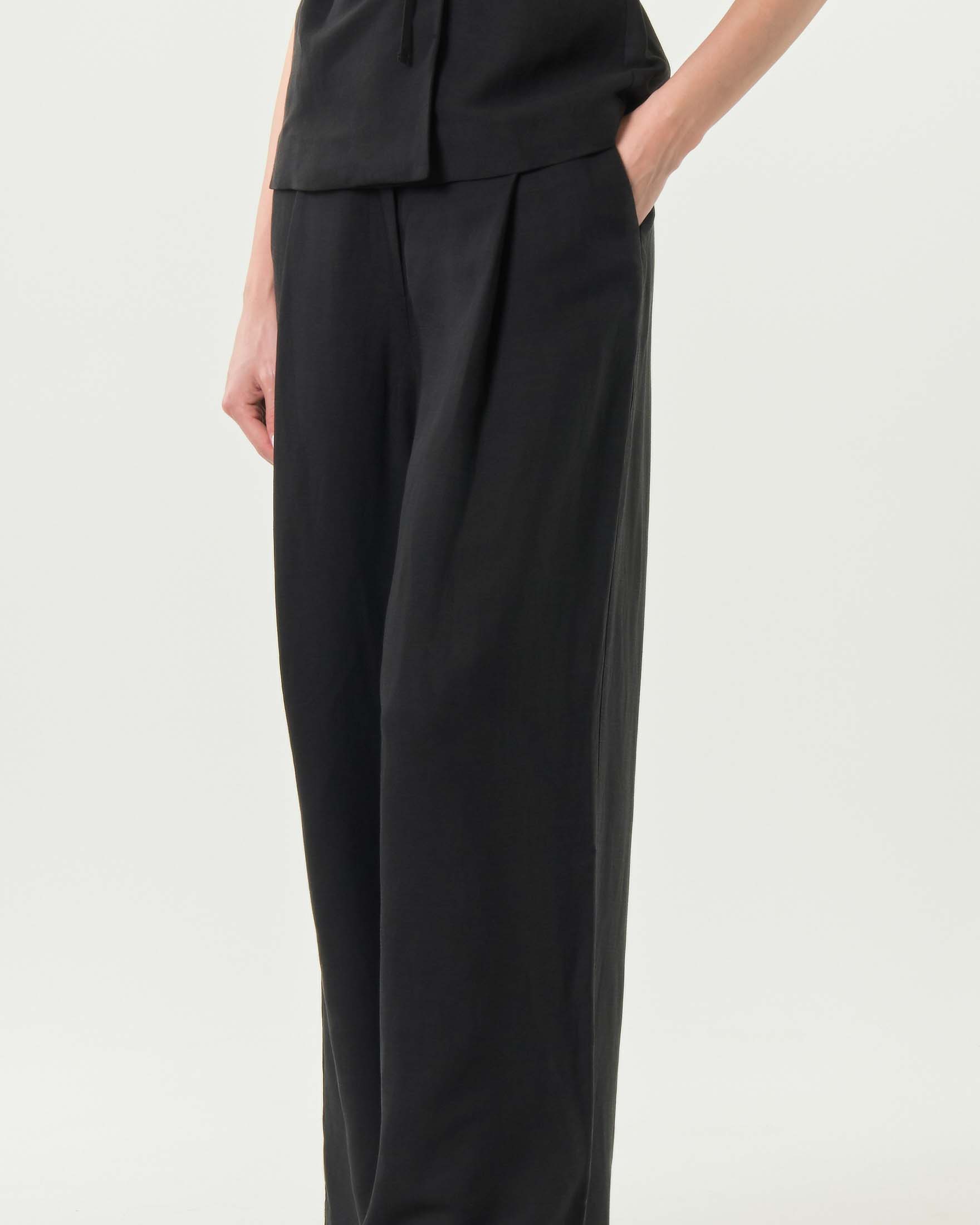 Pantalone a palazzo Milla neri con pince e chiusura zip image