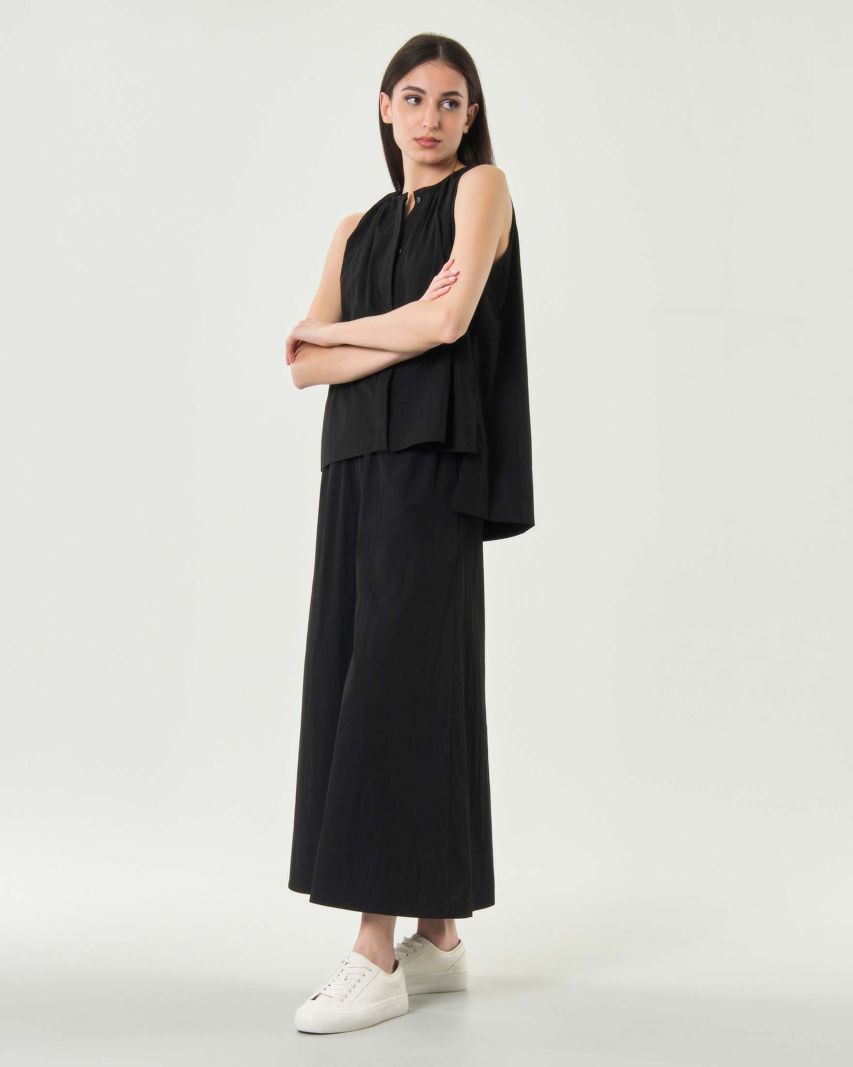 Pantaloni cropped a palazzo Milla neri con vita elasticizzata e tasche