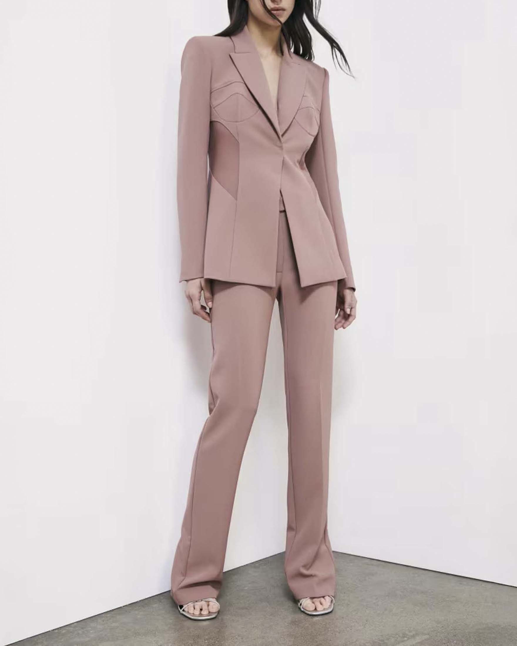 Pantaloni slim dritti rosa antico in crepe con passanti e chiusura con patta