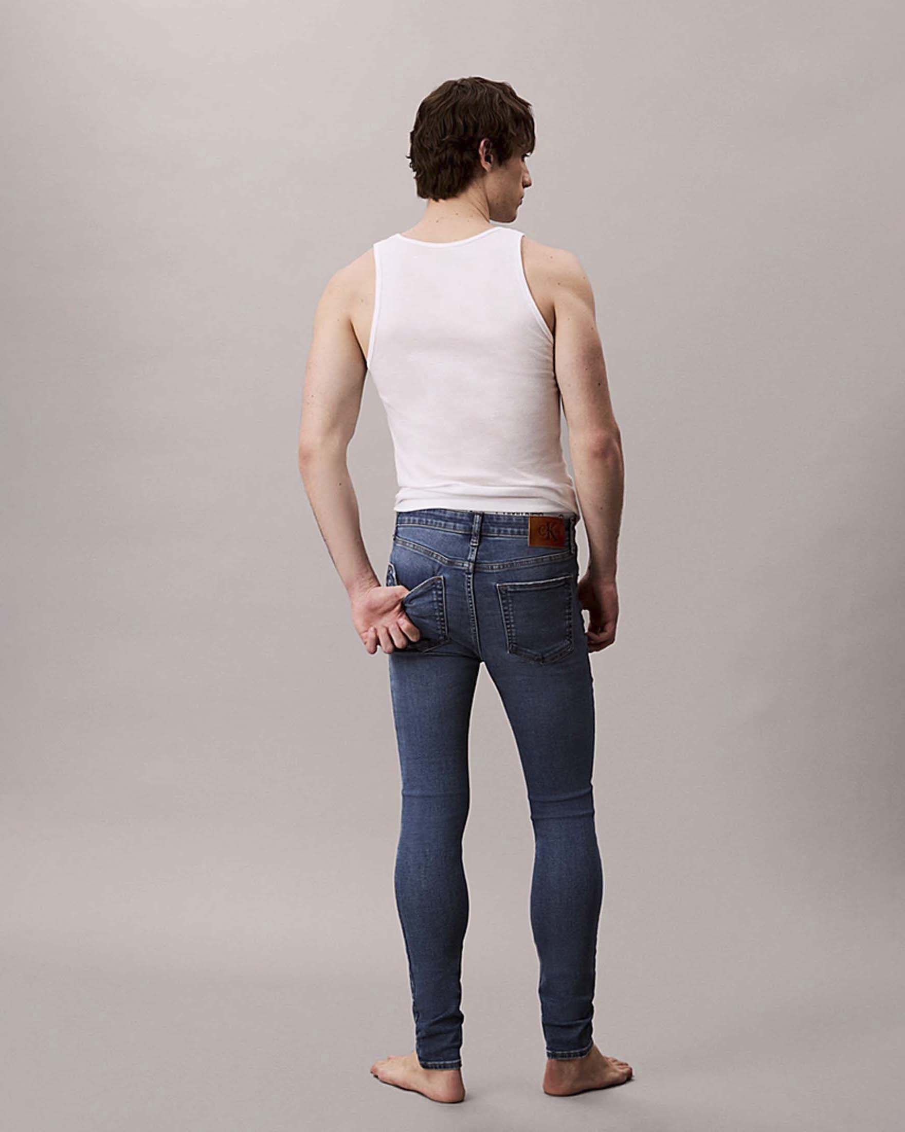 Jeans skinny Calvin Klein Jeans lavaggio medio in misto cotone elasticizzato image