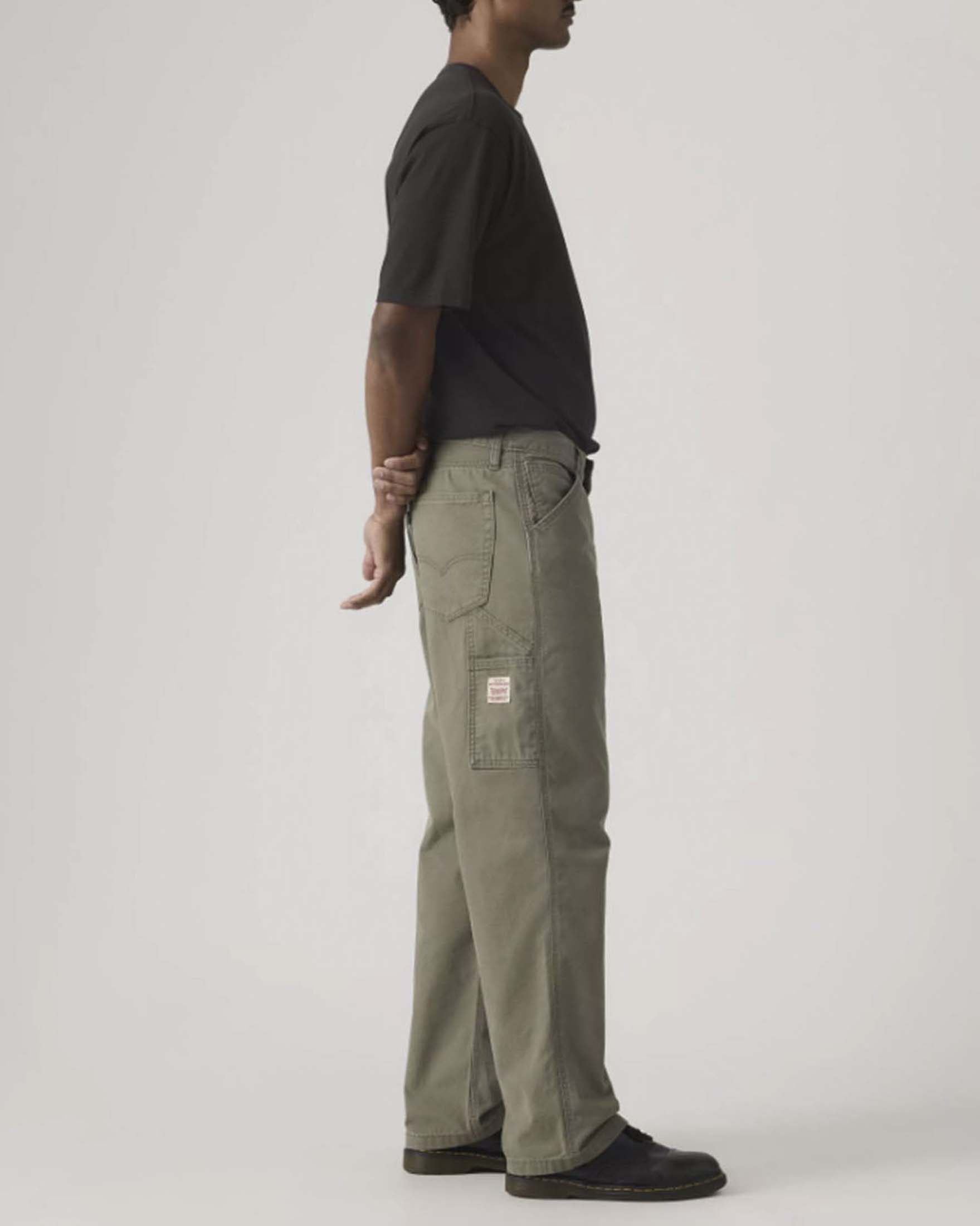 Pantaloni cargo carpenter Levi's color salvia in cotone image