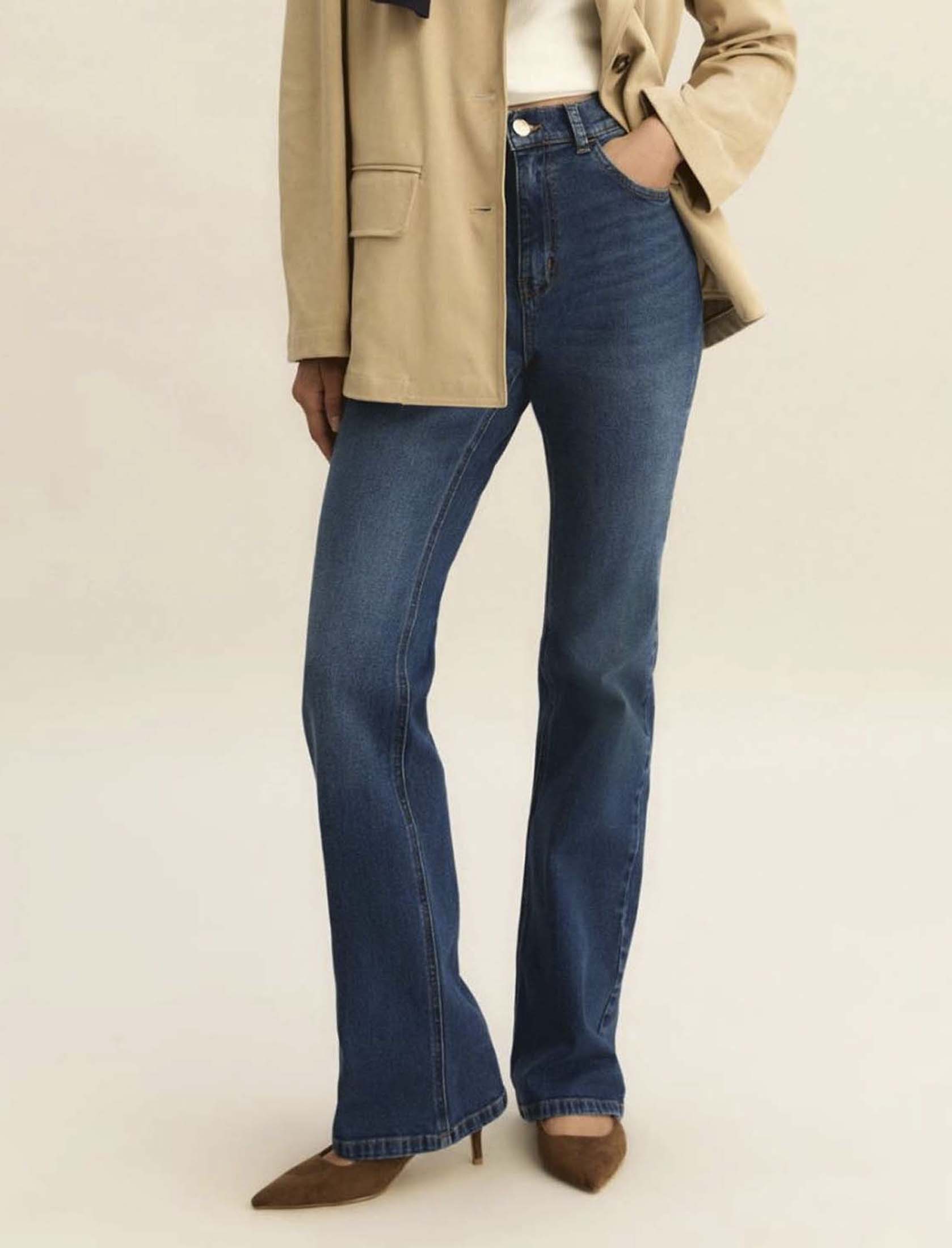 Jeans bootcut Emme Marella blu in denim di cotone stretch con linea svasata image
