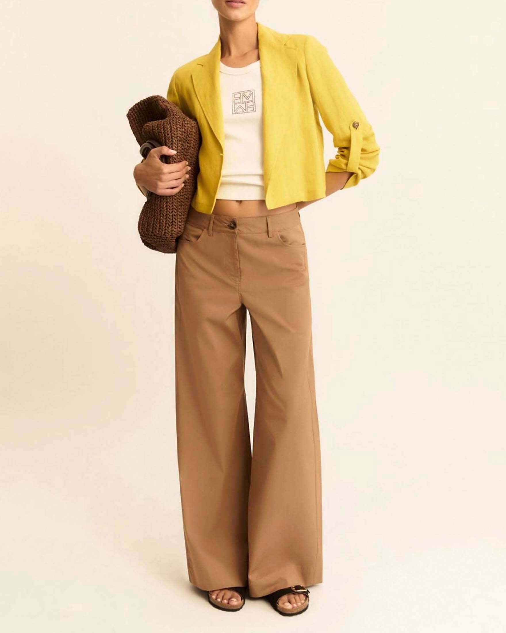 Blazer monopetto crop Emme Marella giallo in lino lavato con maniche arrotolabili e rever classico