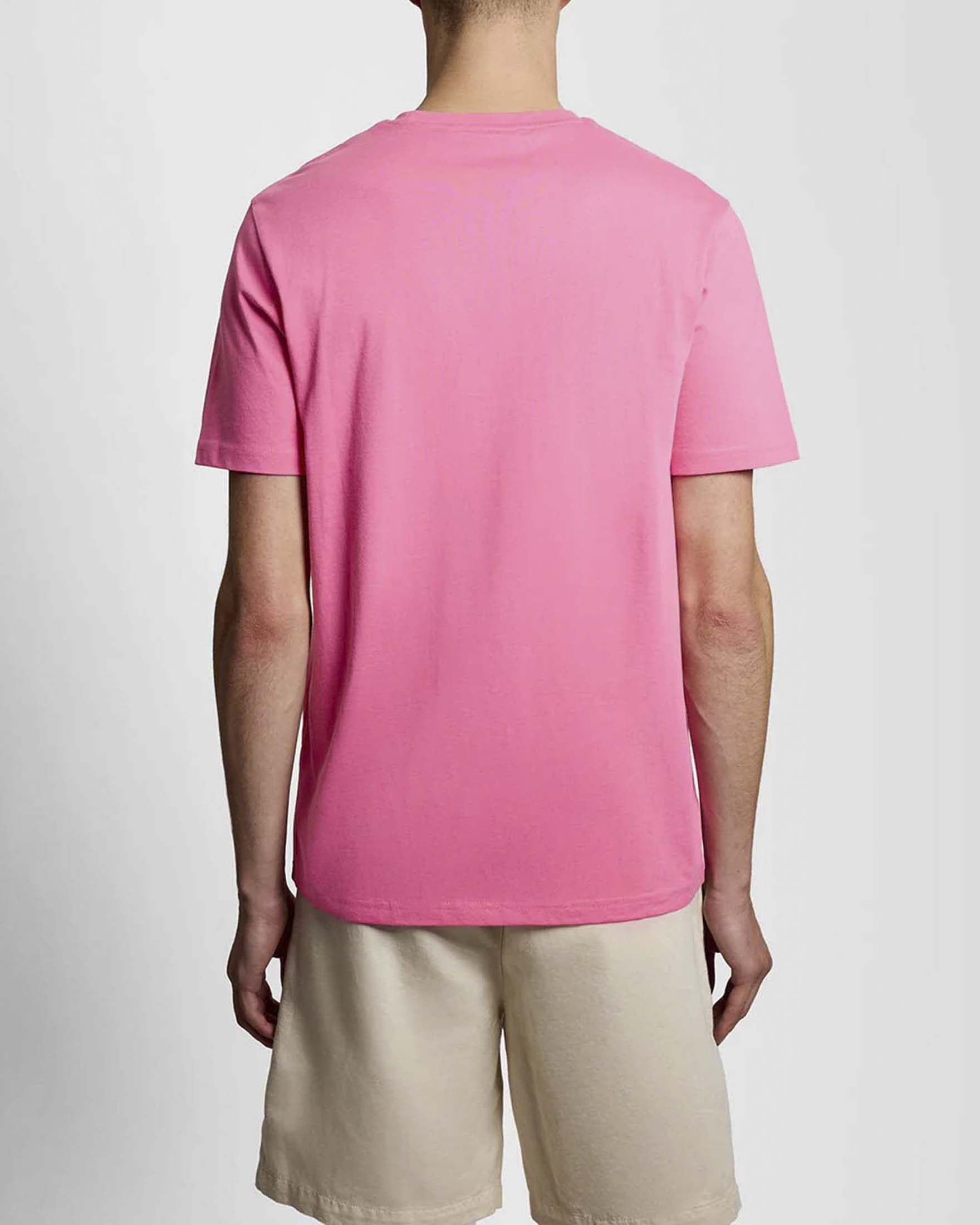 T-shirt Lyle & Scott mezza manica fucsia in cotone con logo aquila gialla ricamata sul petto image