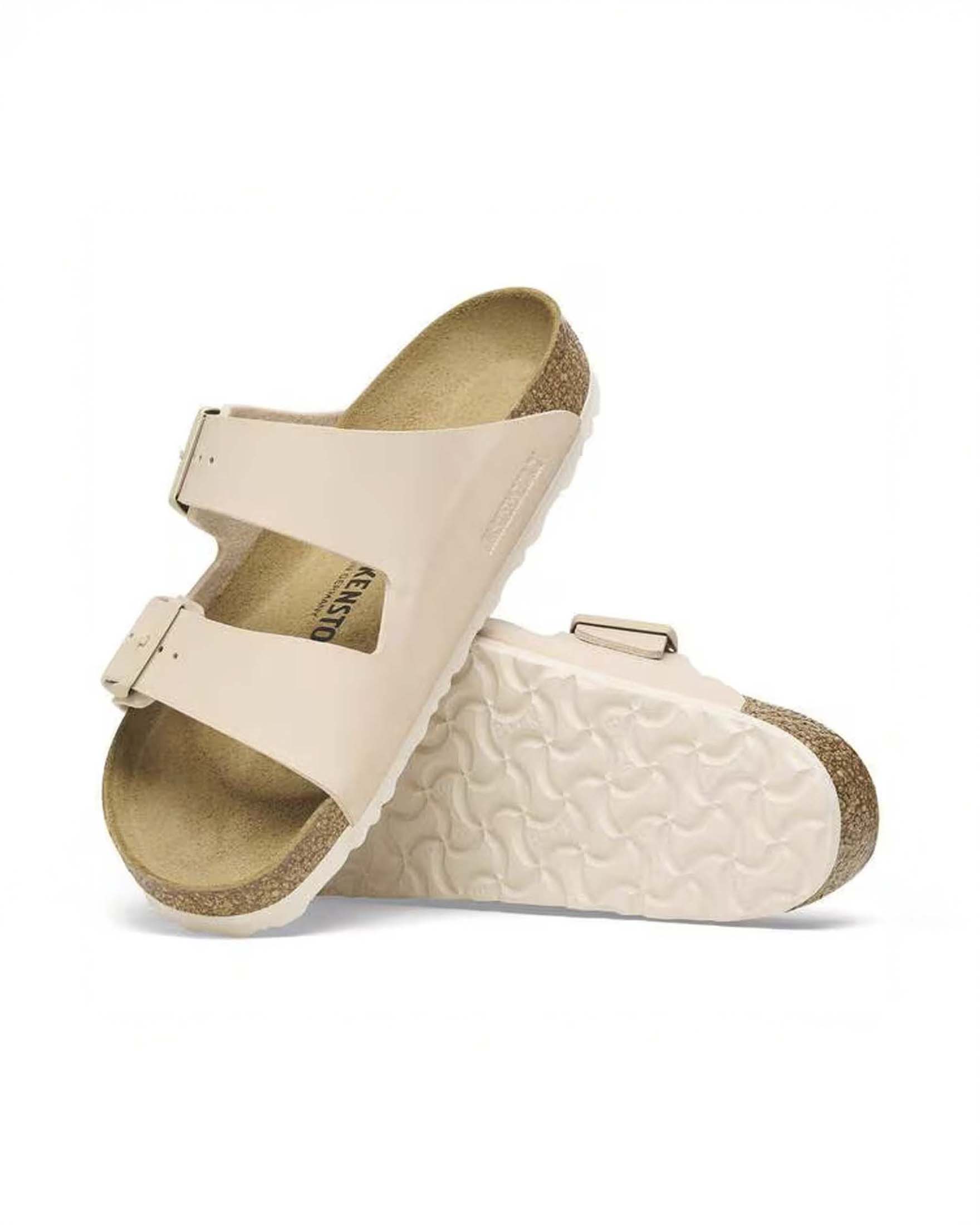 Sandalo Arizona Birkenstock in nabuk color cipria con doppia fascetta e fibbie in metallo image