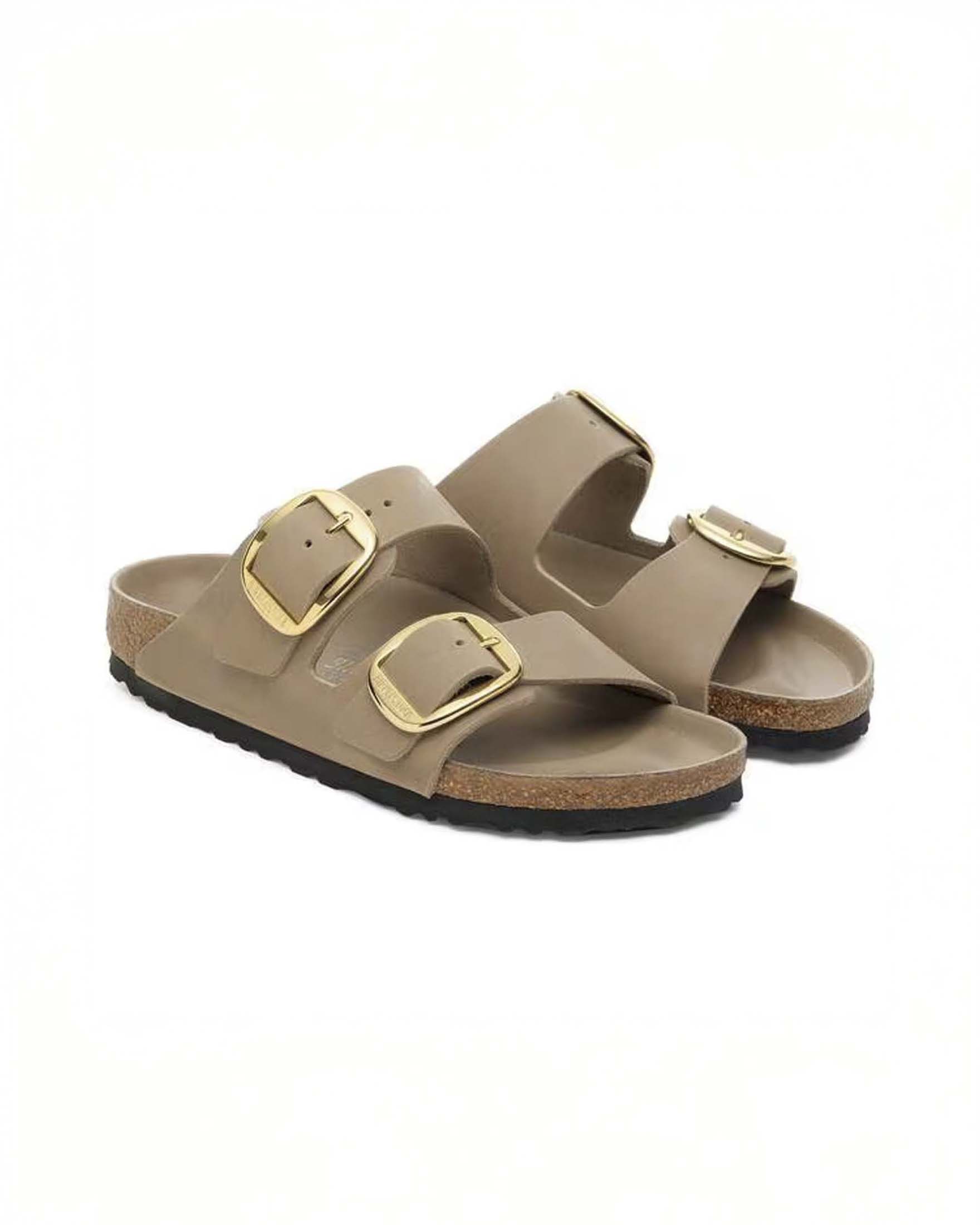 Sandalo Arizona Big Buckle Birkenstock beige in pelle oliata a doppia fascetta con fibbia oro image