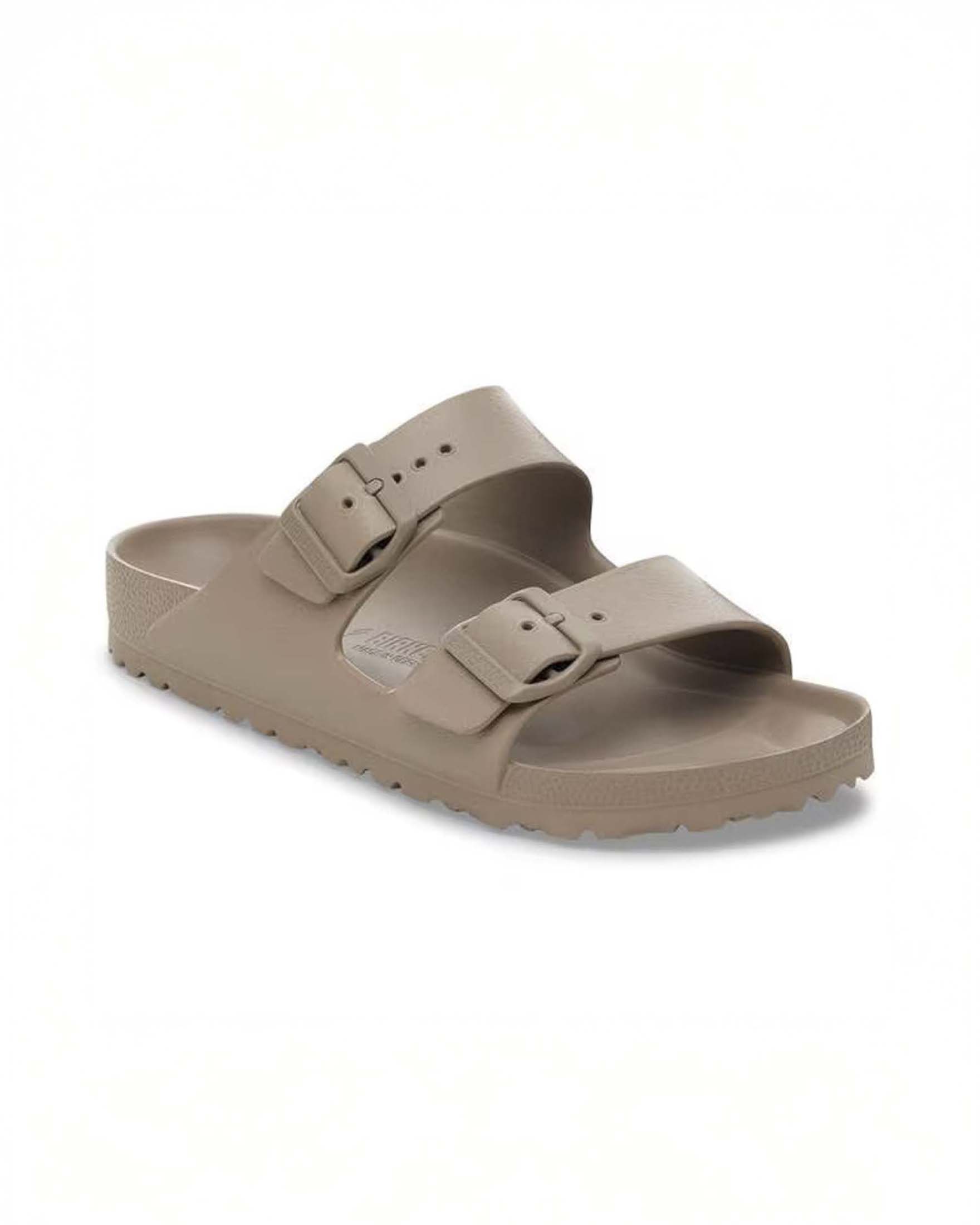 Sandalo Arizona Birkenstock color taupe con doppia fascetta e fibbie tono su tono