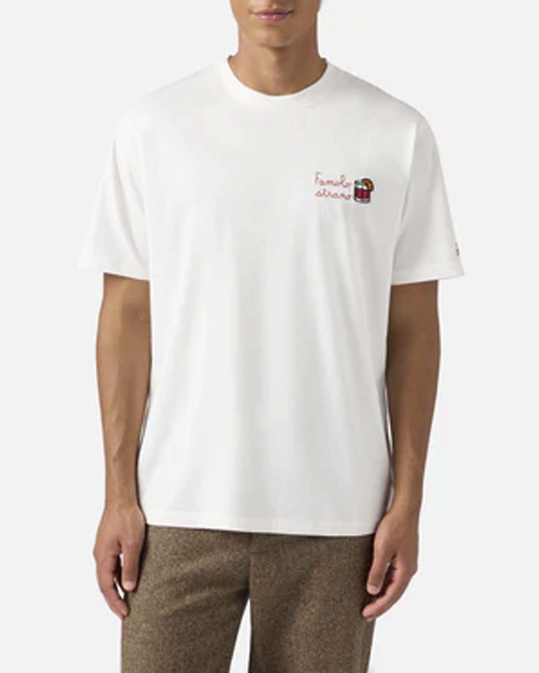 T-shirt bianca mezza manica con ricamo Famolo Strano sul petto