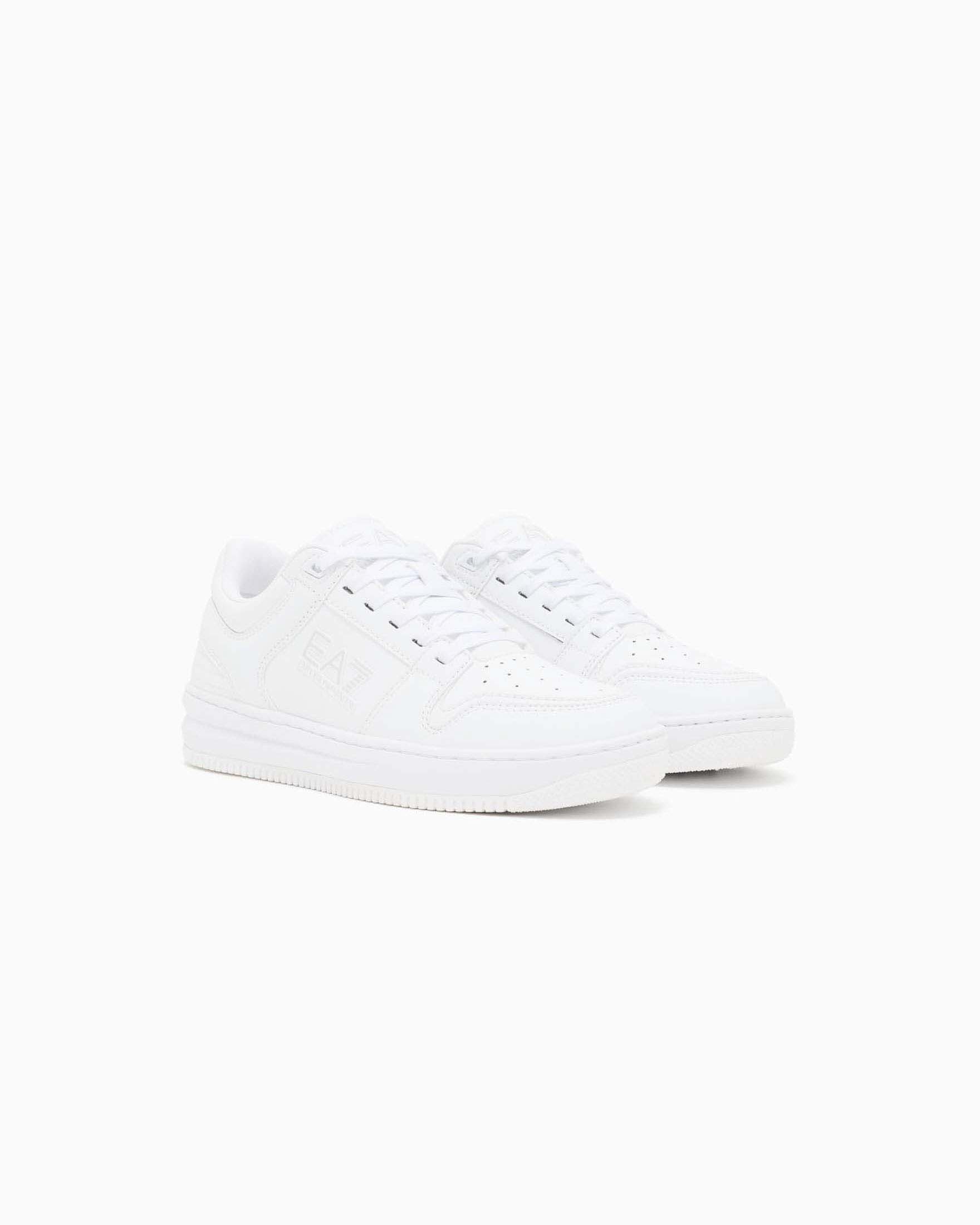Sneakers basse EA7 bianche in similpelle con logo laterale image