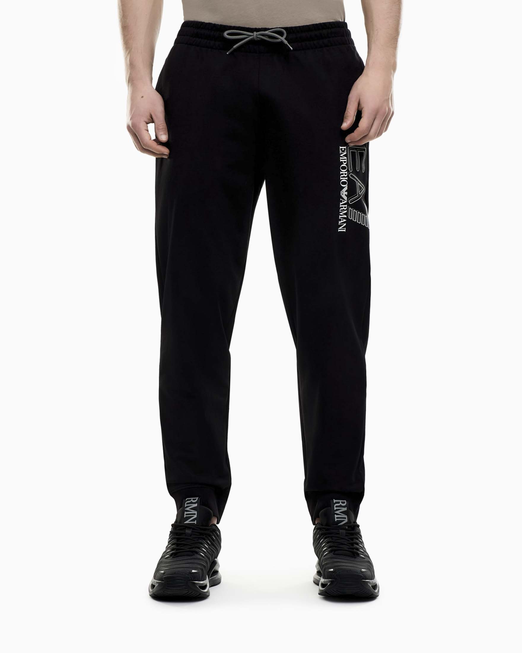 Pantaloni jogger EA7 neri in cotone con stampa logo