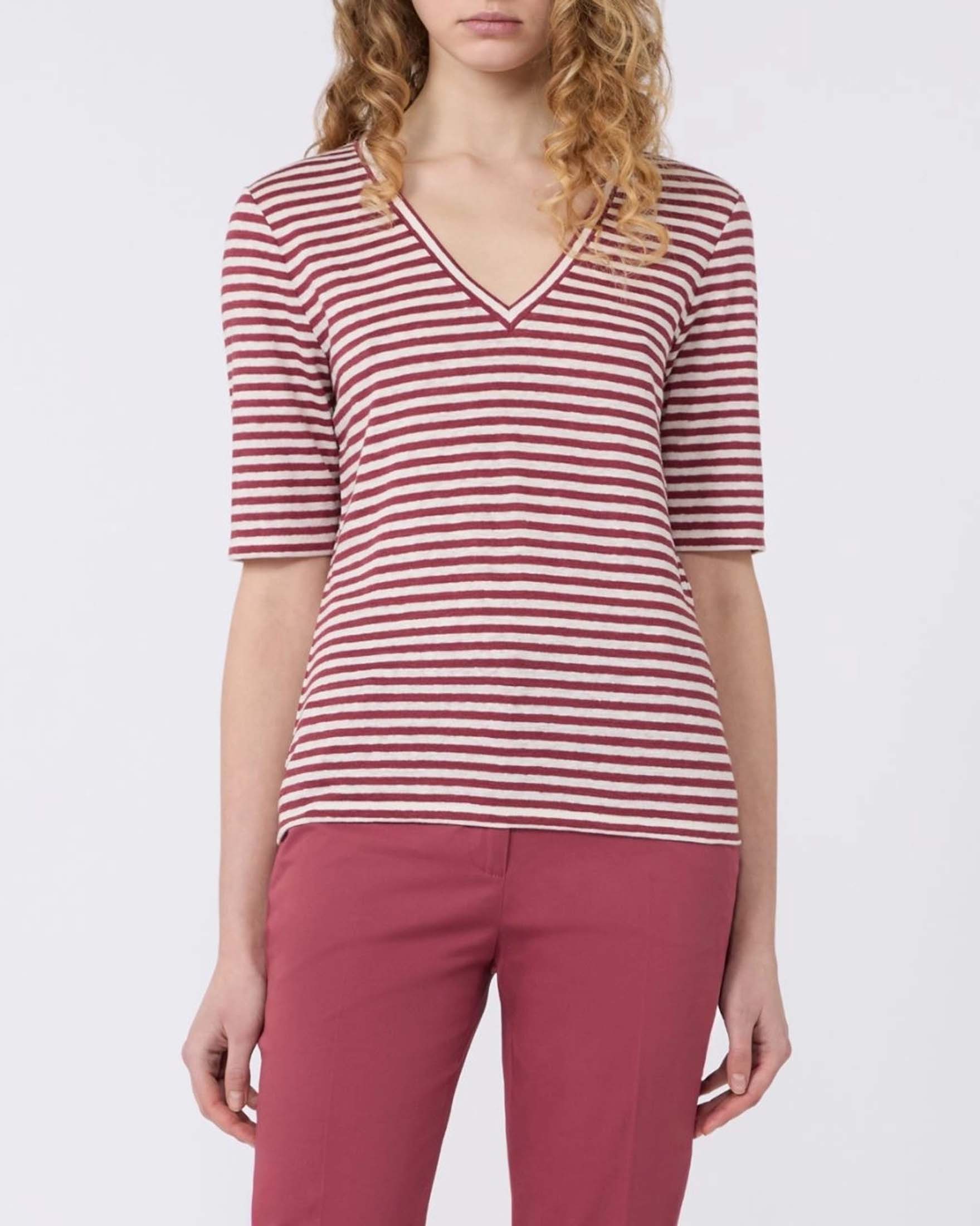 T-shirt maniche corte Weekend Max Mara in lino rubino a righe bianche con scollo a V image