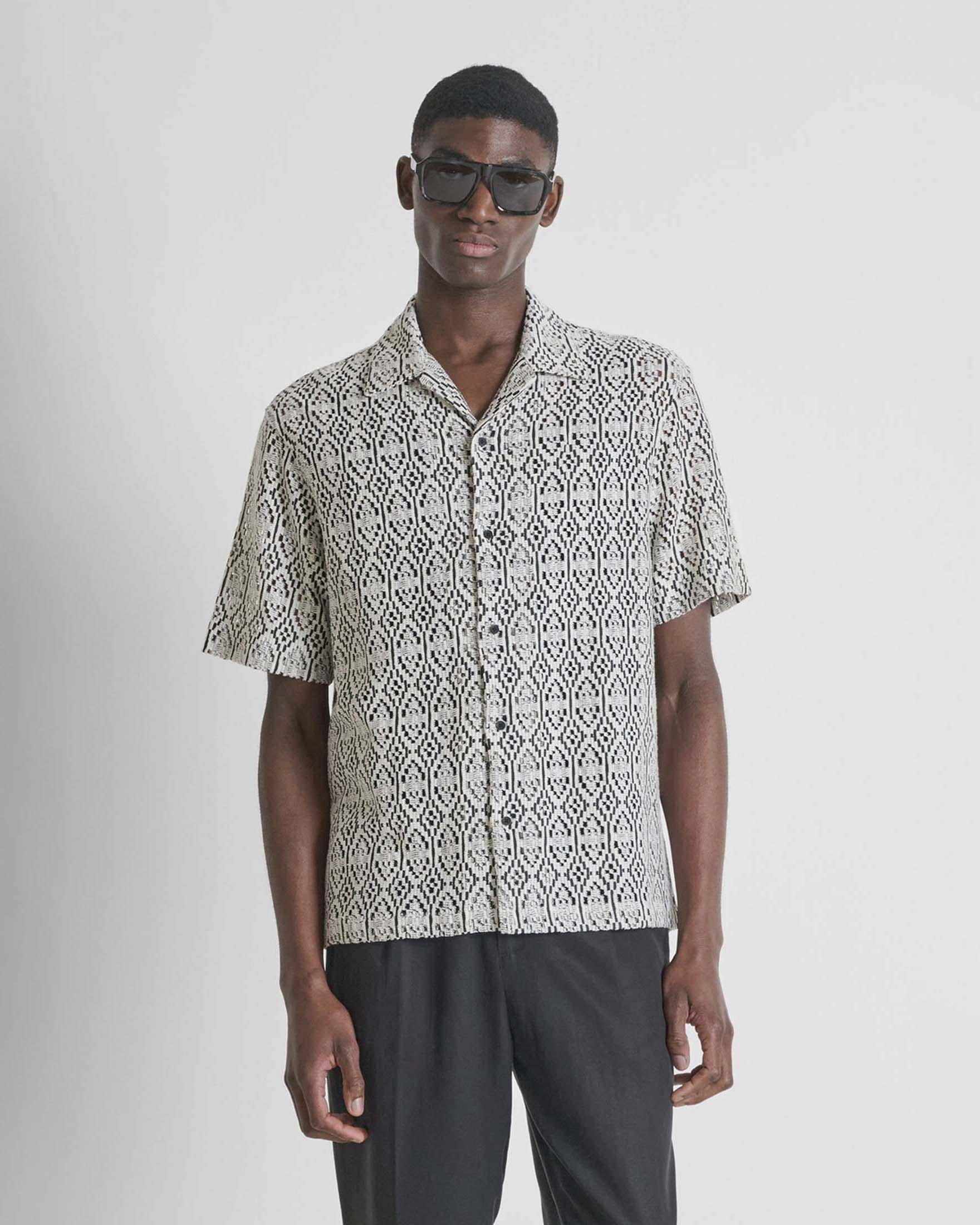 Camicia mezza manica Antony Morato bianca e nera in tessuto traforato di misto cotone