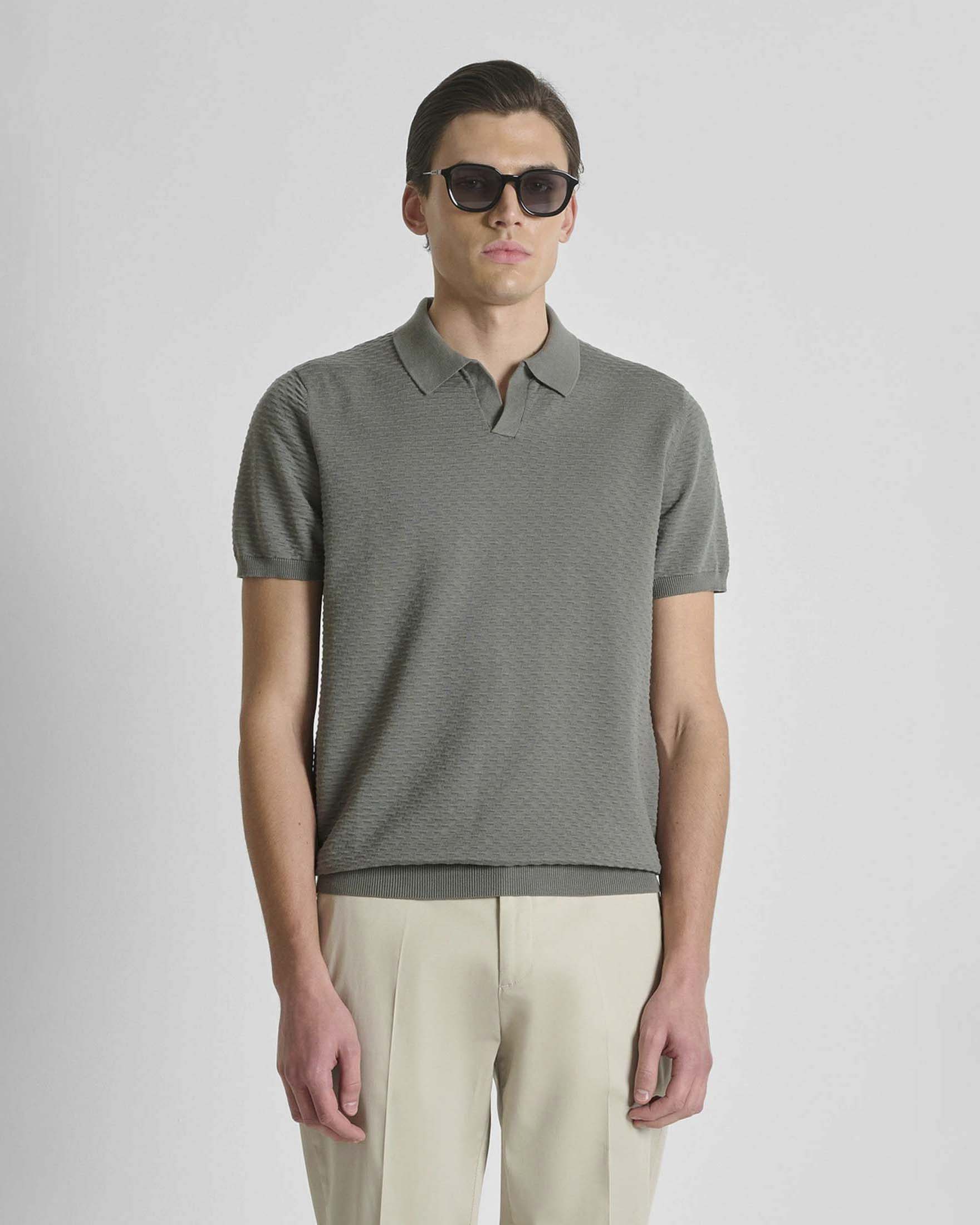 Polo Antony Morato verde militare in cotone lavorato con colletto bowling